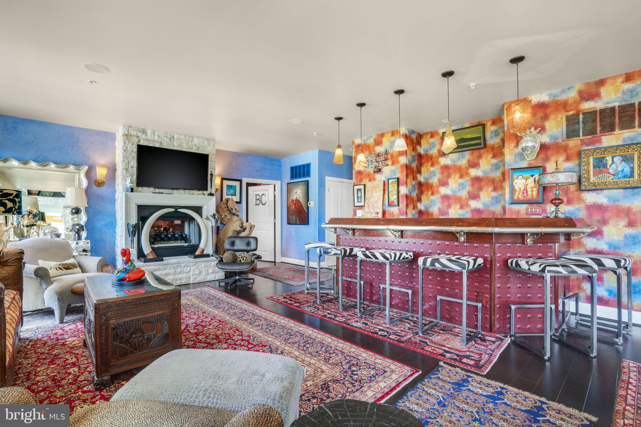 SOUTH POINT FARMS - Residential