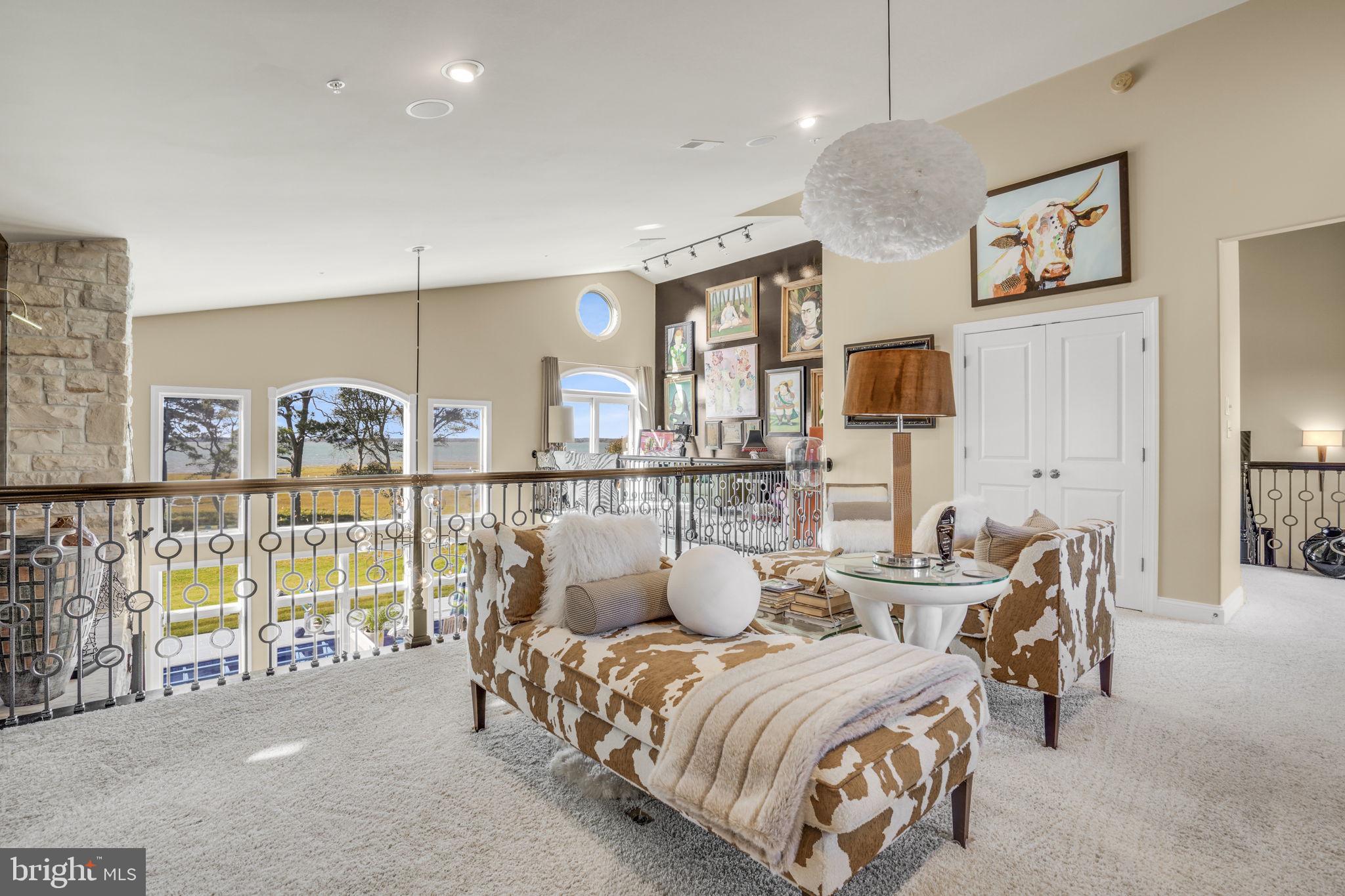 SOUTH POINT FARMS - Residential