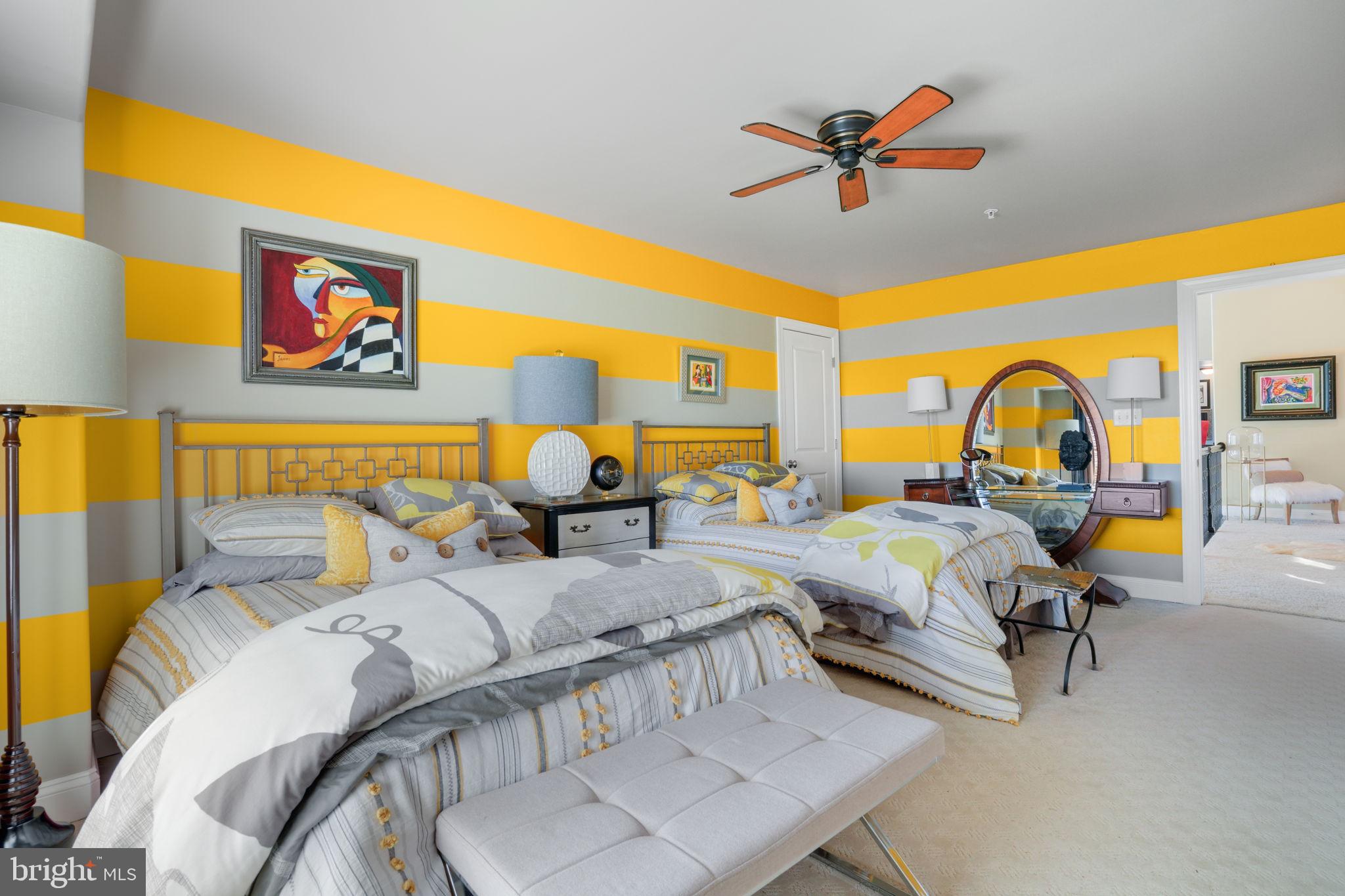 SOUTH POINT FARMS - Residential