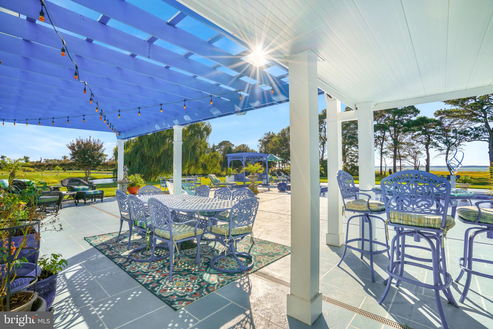 SOUTH POINT FARMS - Residential