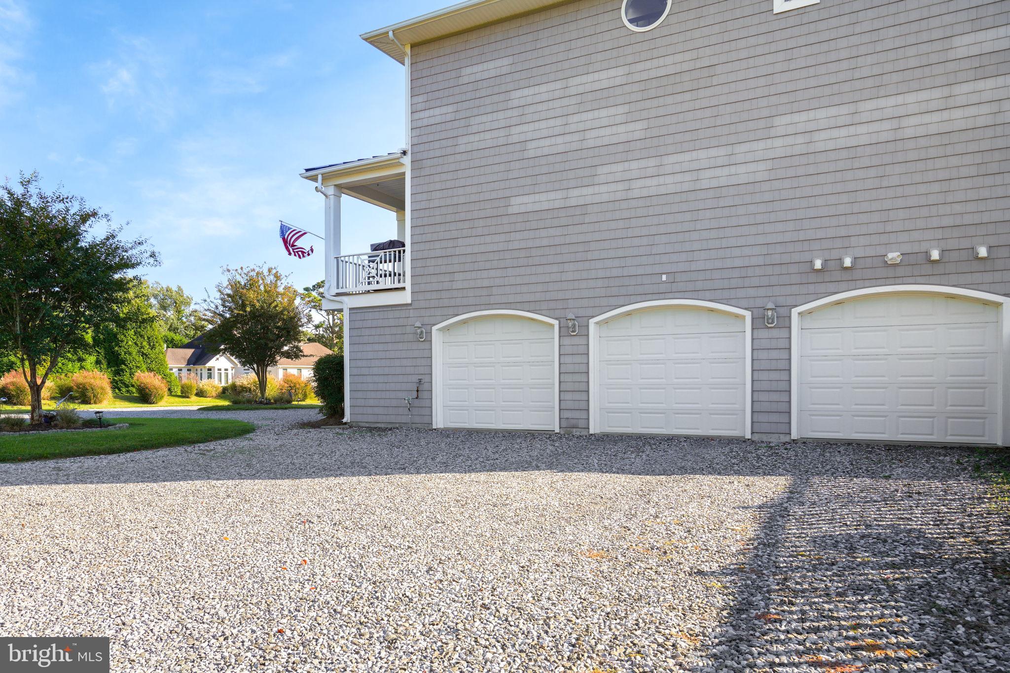 SOUTH POINT FARMS - Residential