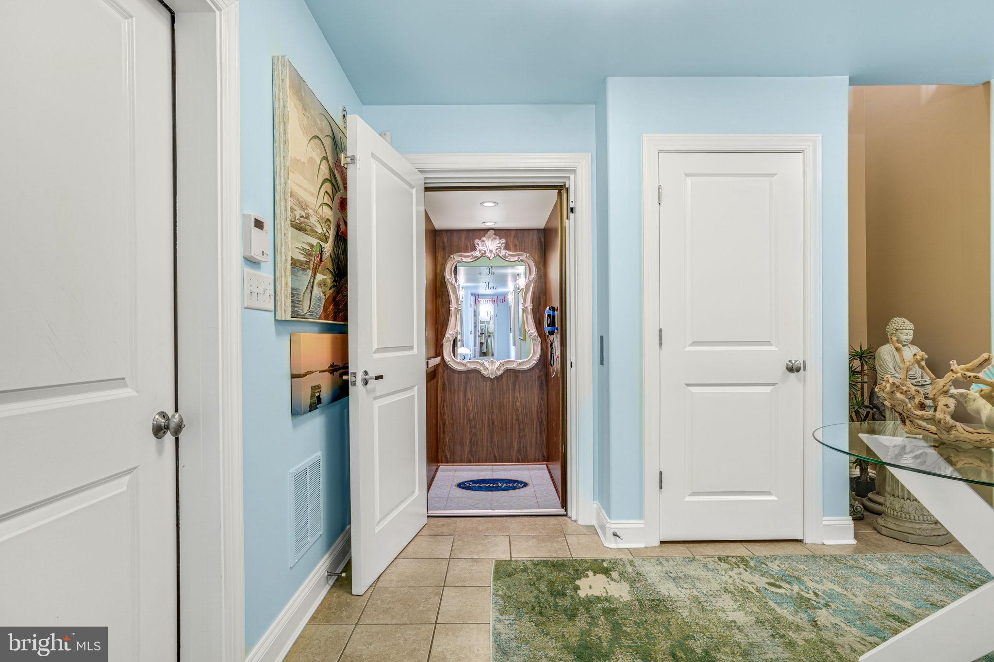 SOUTH POINT FARMS - Residential