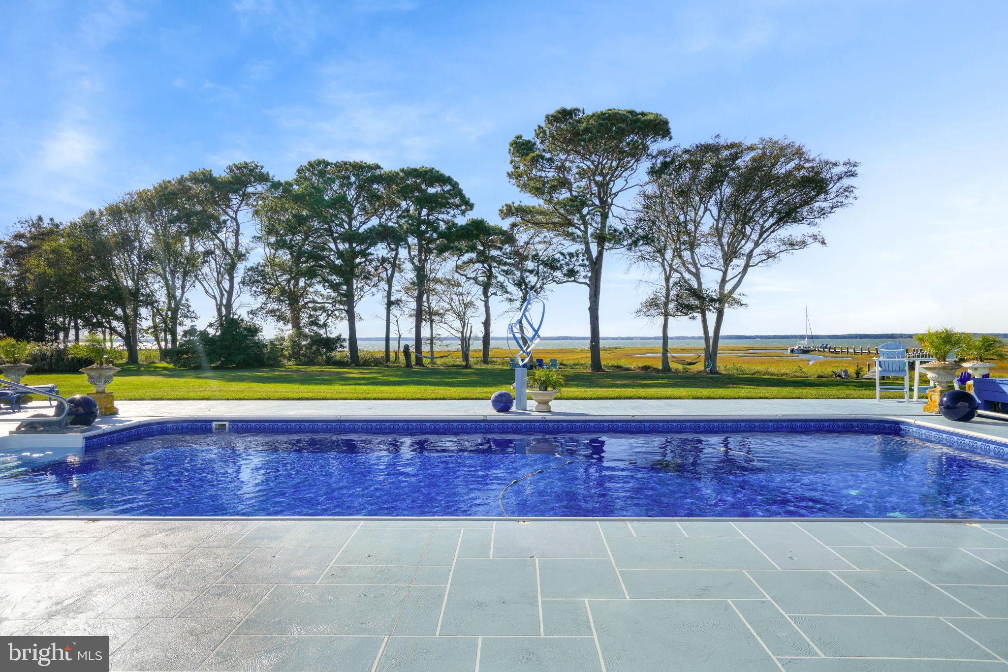 SOUTH POINT FARMS - Residential