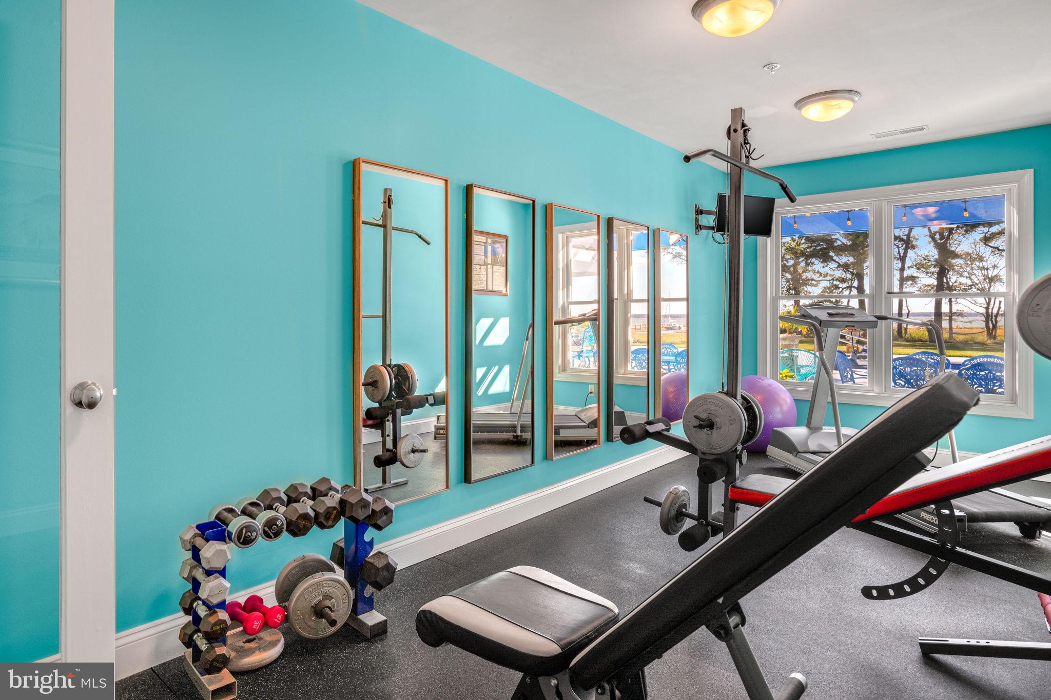 SOUTH POINT FARMS - Residential