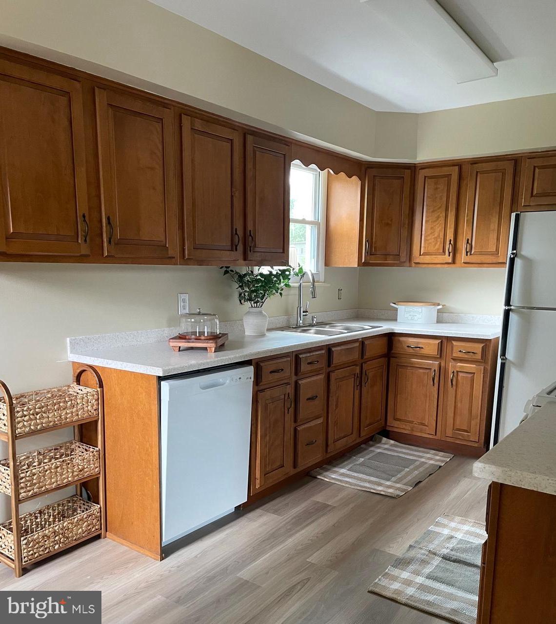 EAST PENNSBORO - Residential