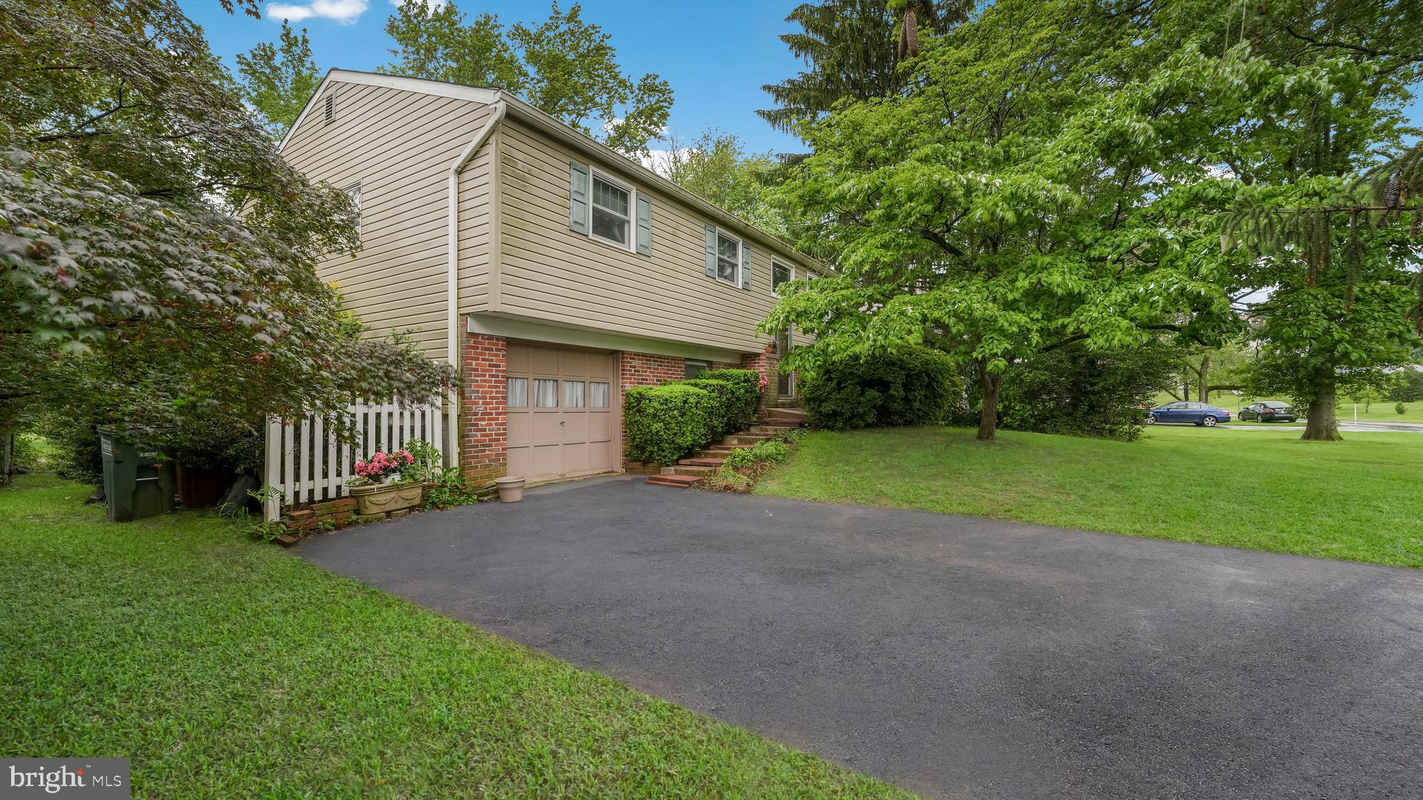 152 SUNSET DRIVE