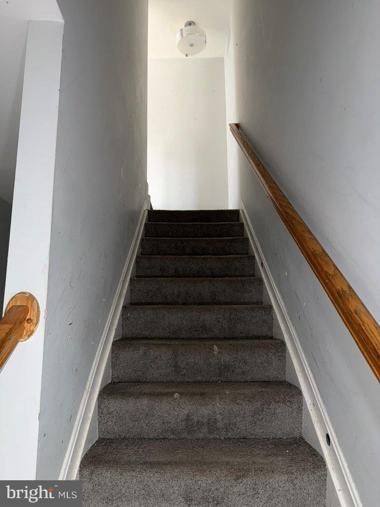 883 BARNABY STREET SE