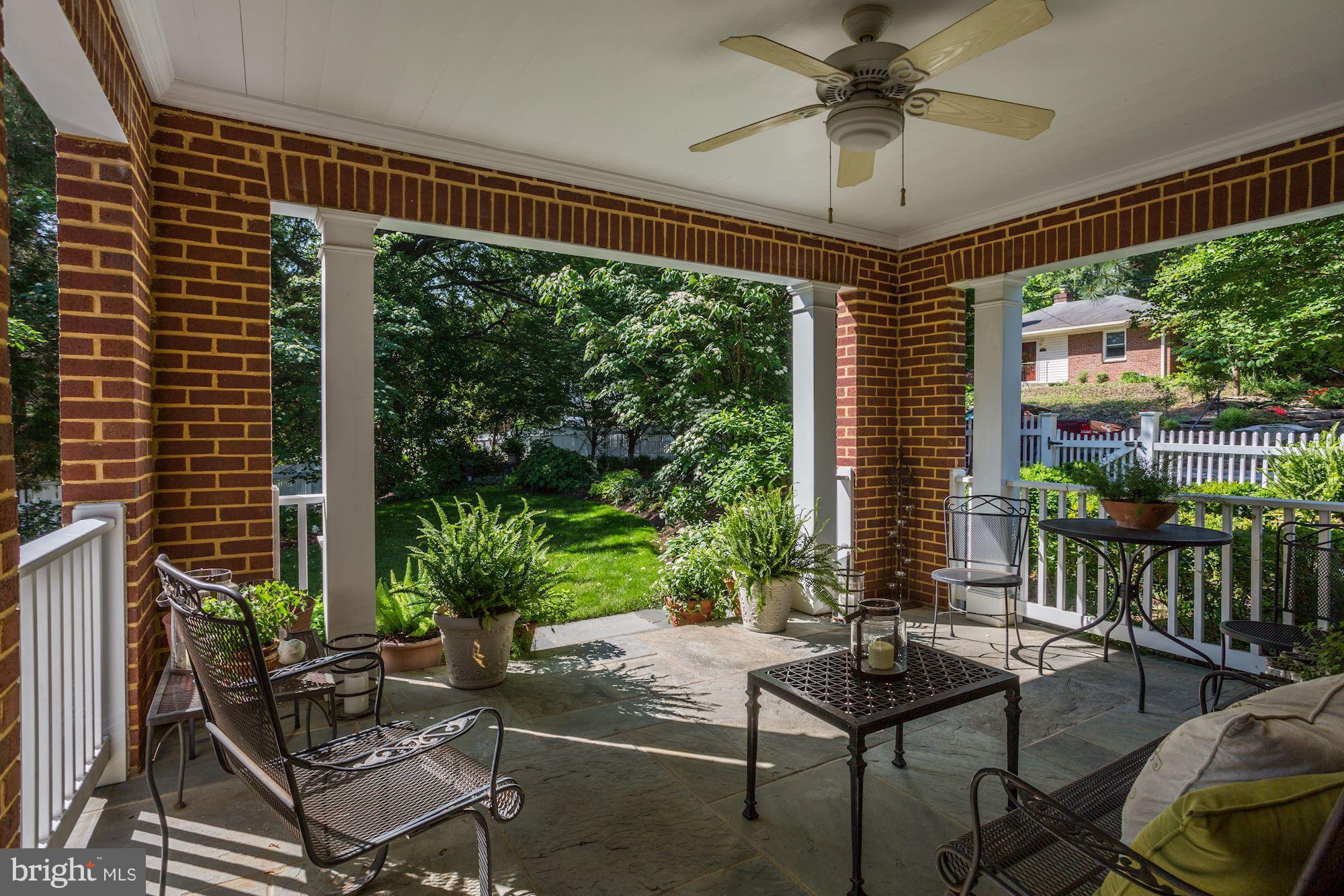 ROSEMONT - Residential