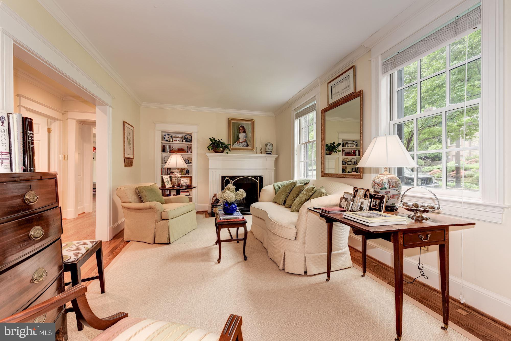 ROSEMONT - Residential