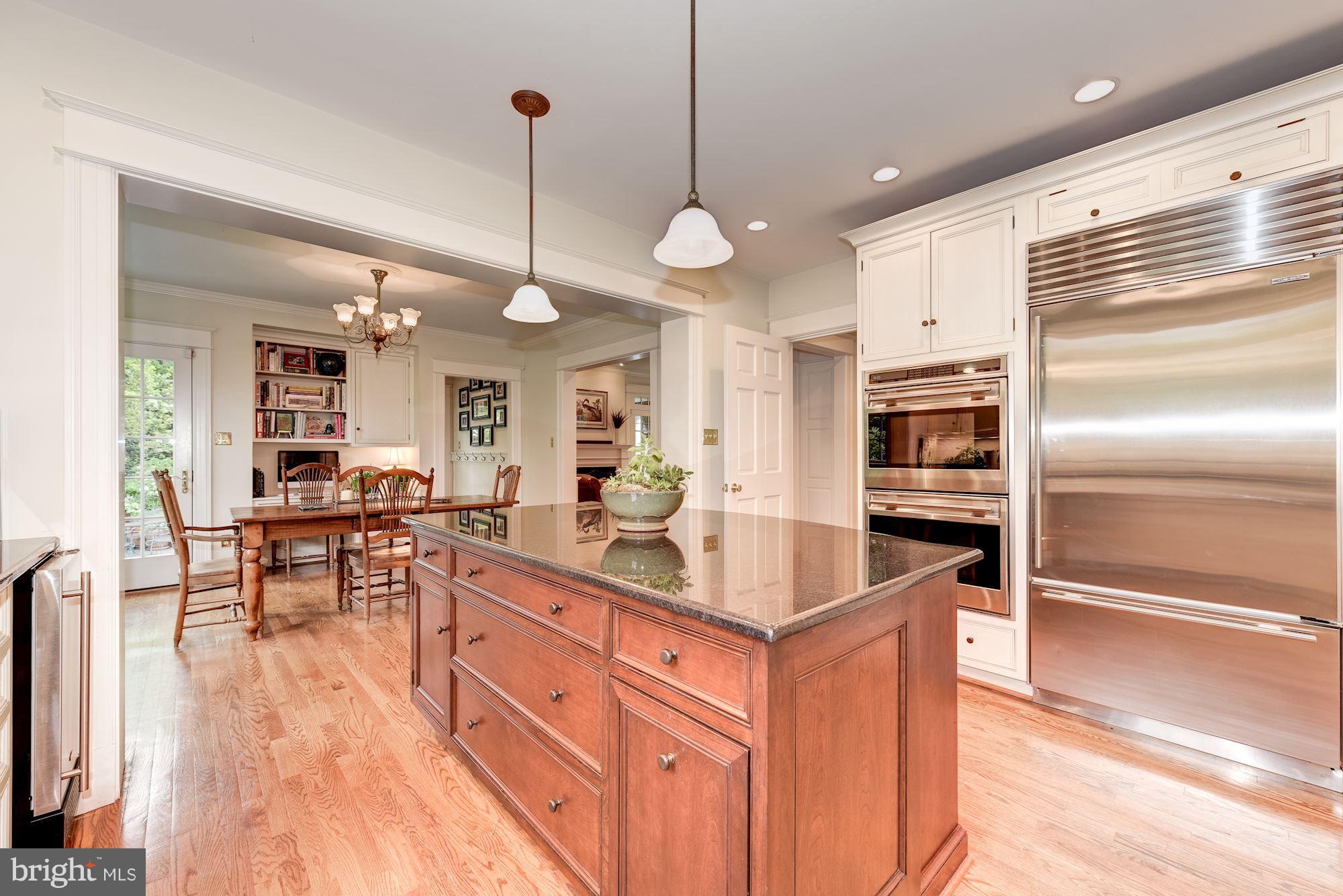 ROSEMONT - Residential