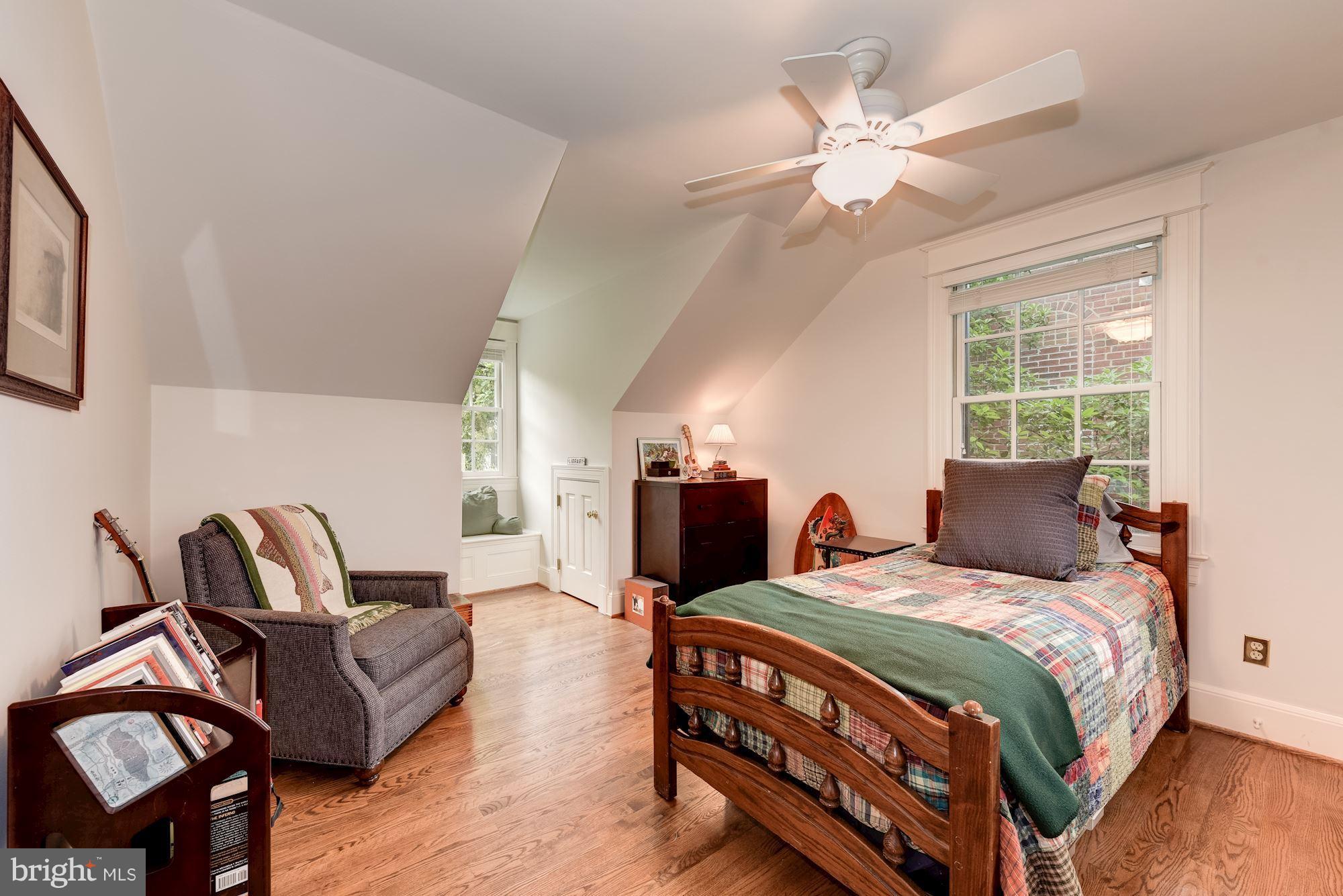 ROSEMONT - Residential