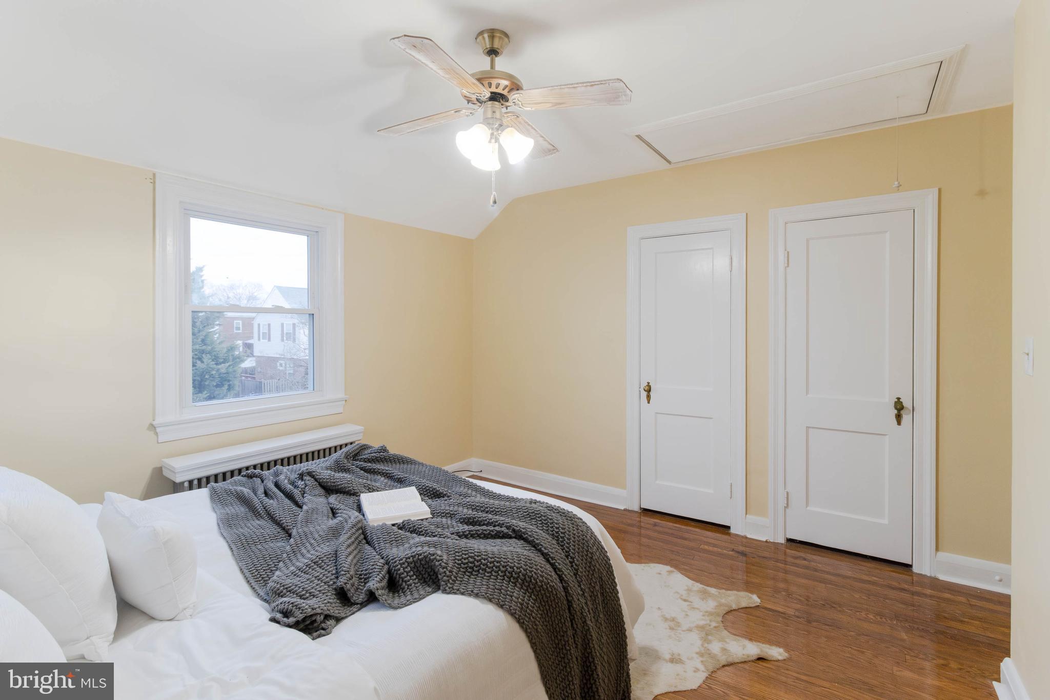 HERITAGE SQUARE - Residential