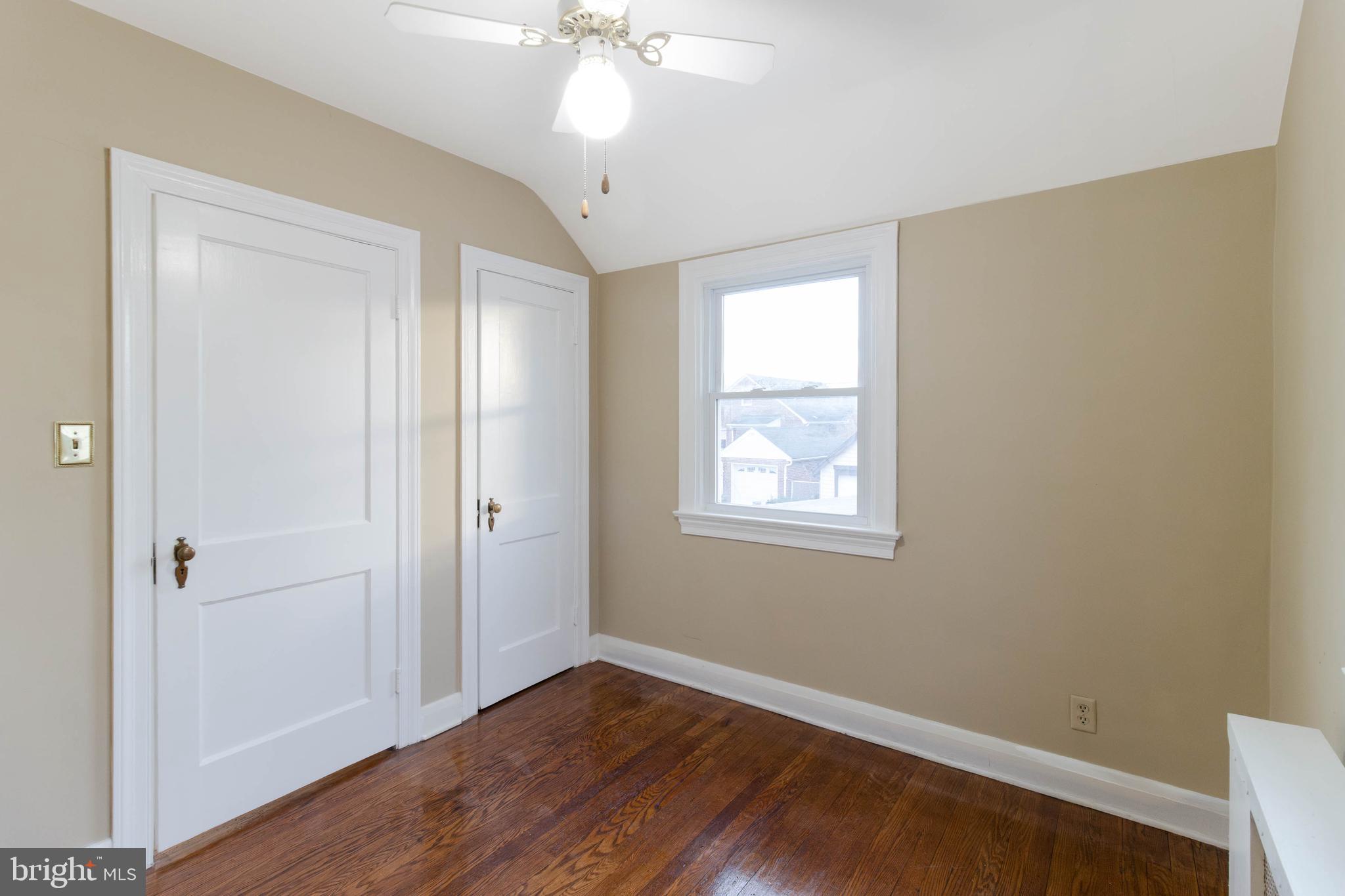 HERITAGE SQUARE - Residential