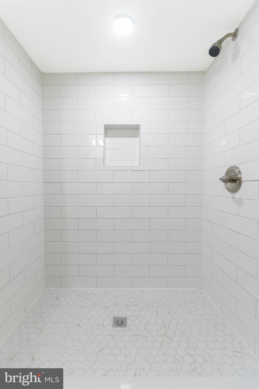 HERITAGE SQUARE - Residential