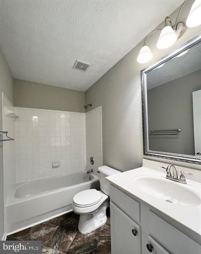 PELHAM'S CROSSING - Residential Lease