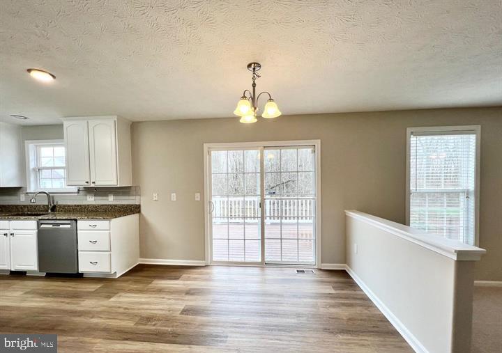 PELHAM'S CROSSING - Residential Lease