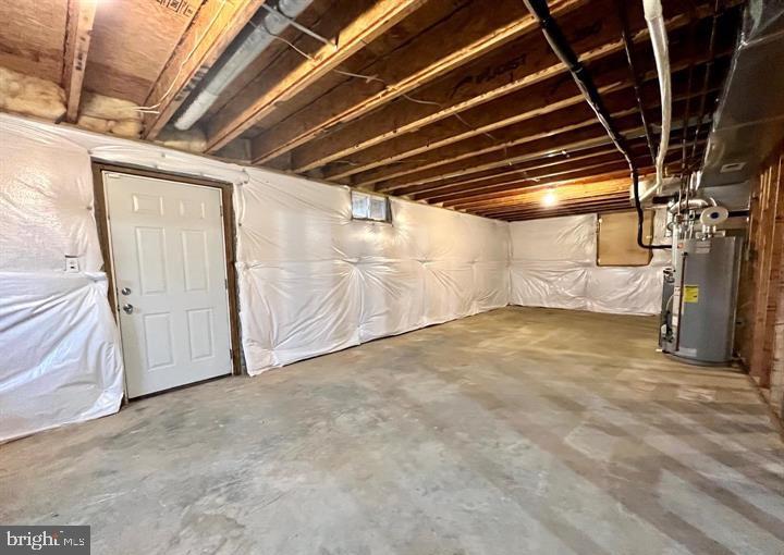 PELHAM'S CROSSING - Residential Lease