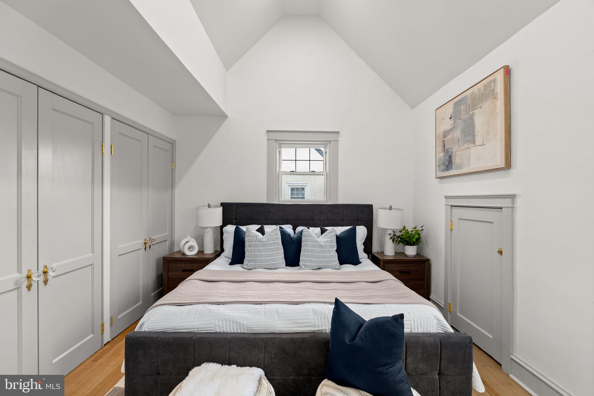 ARDMORE PARK - Residential