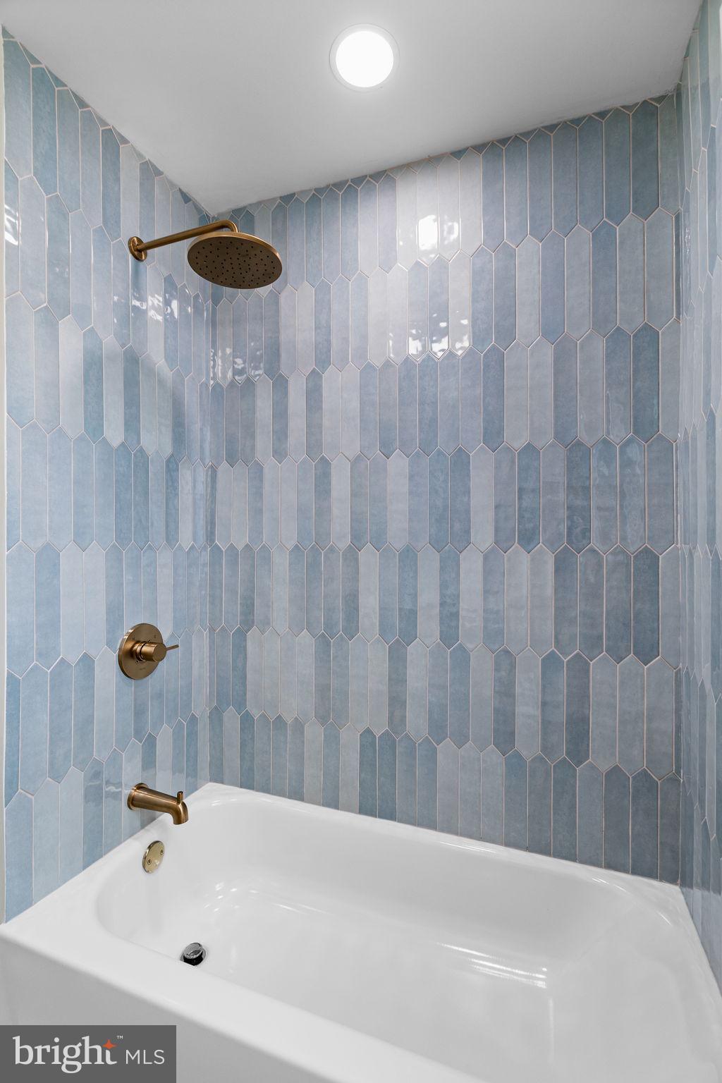 ARDMORE PARK - Residential