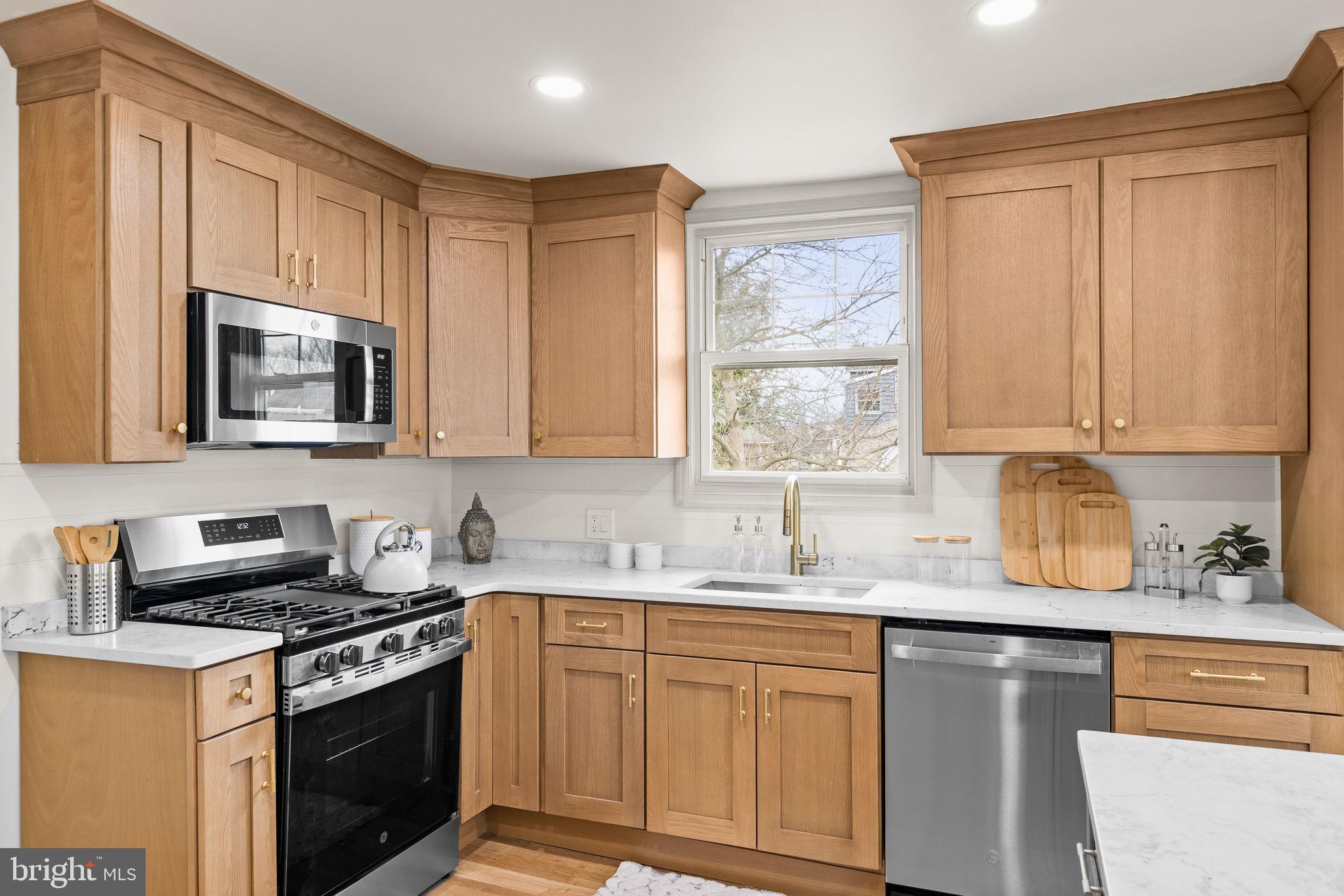 ARDMORE PARK - Residential