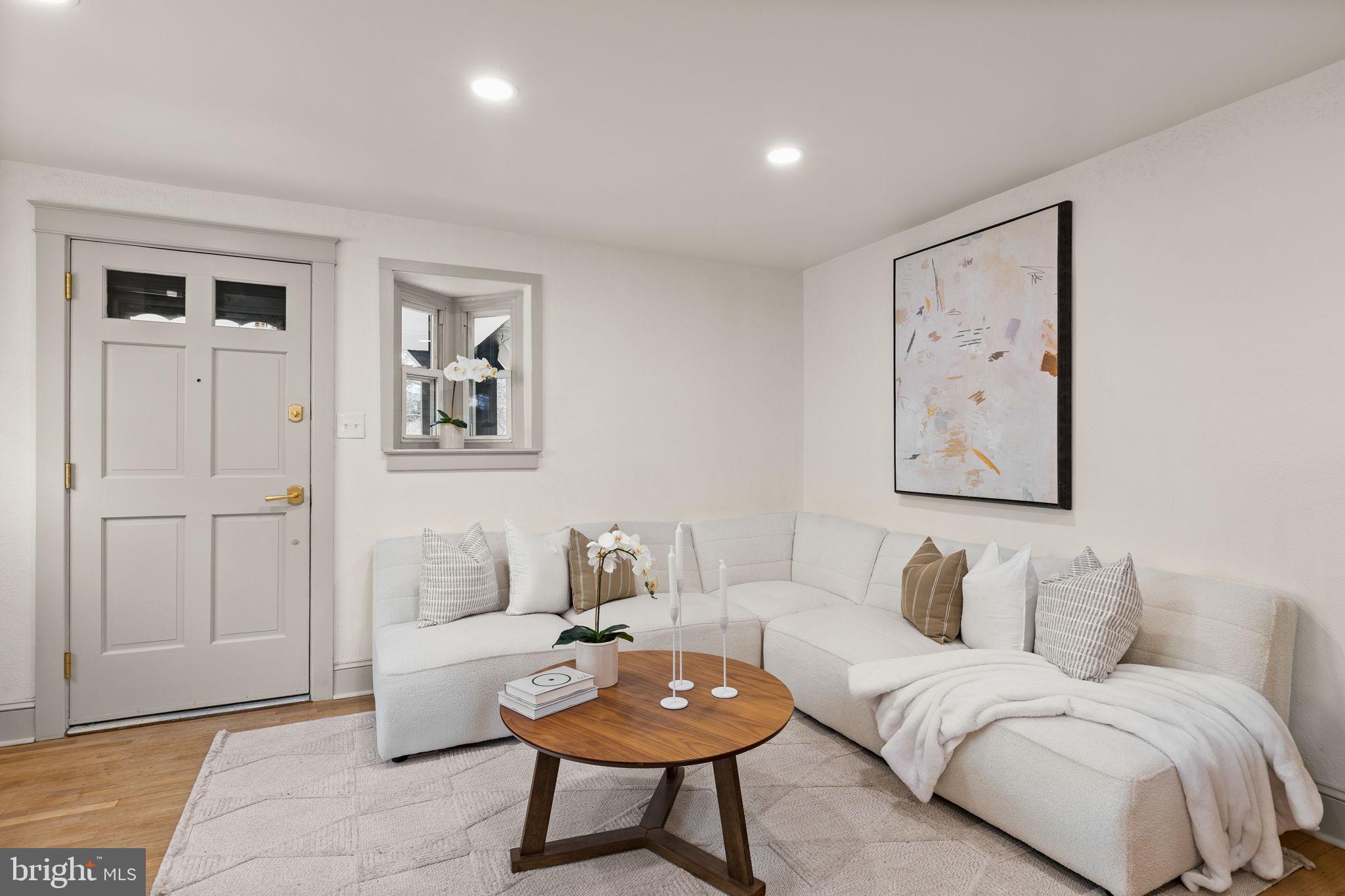 ARDMORE PARK - Residential