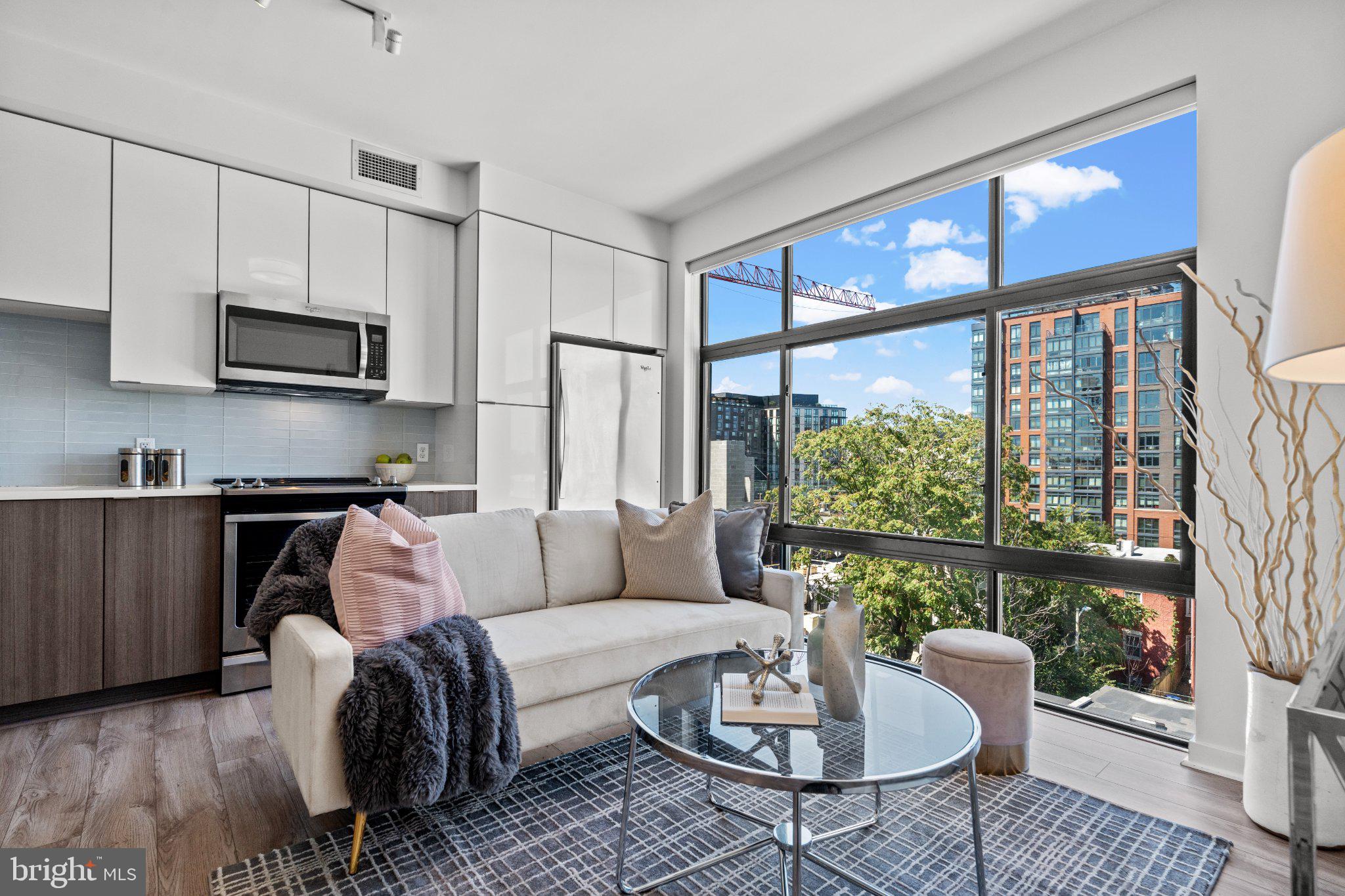 911 2ND STREET NW 505