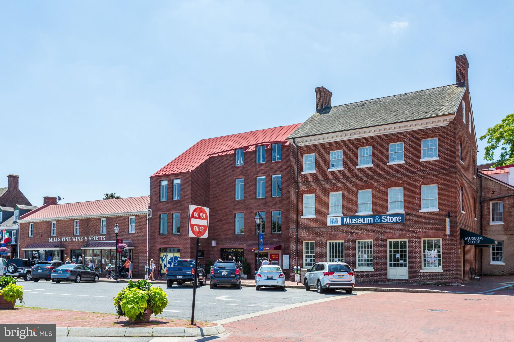 EASTPORT - Residential Lease