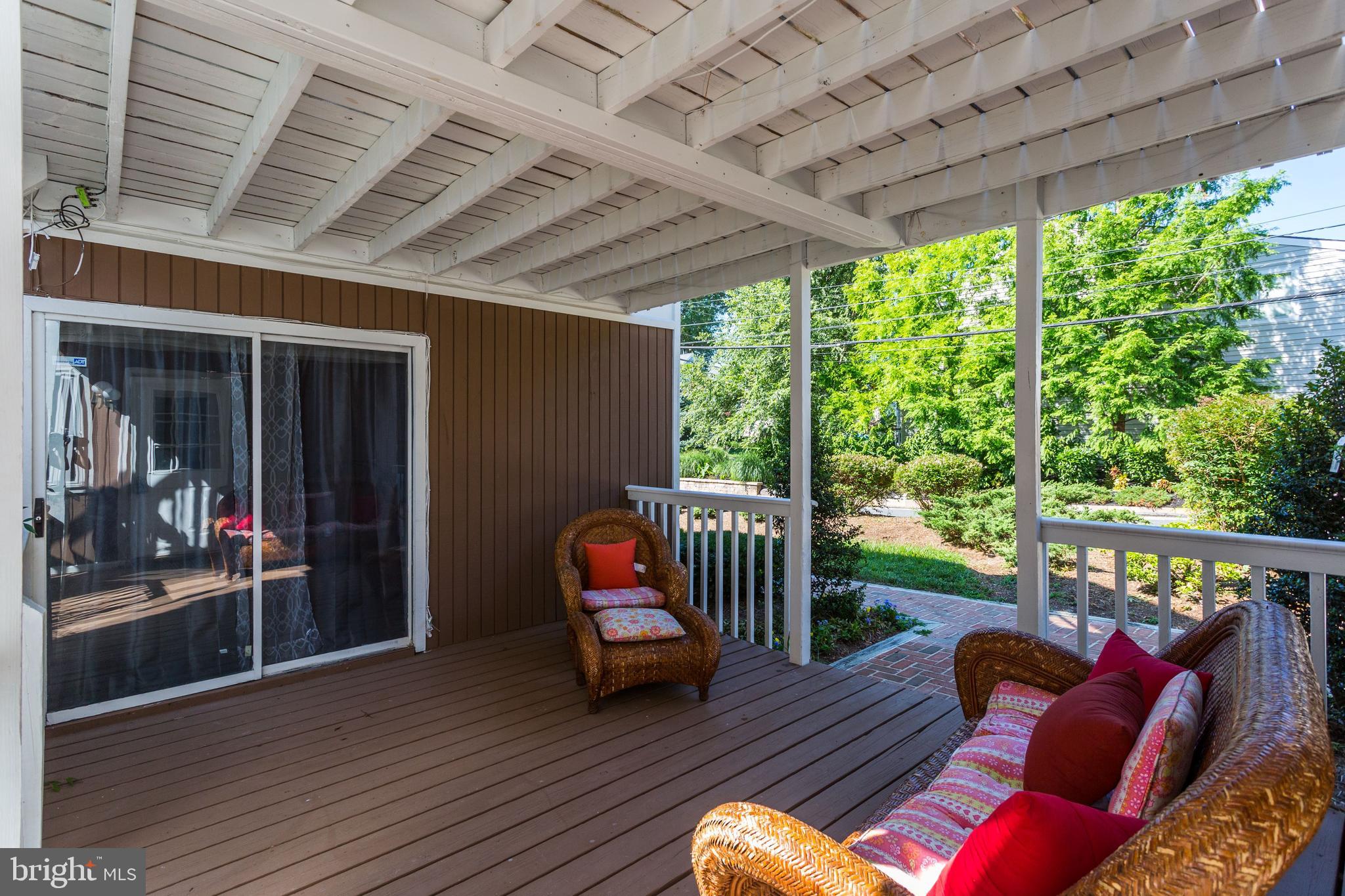 EASTPORT - Residential Lease