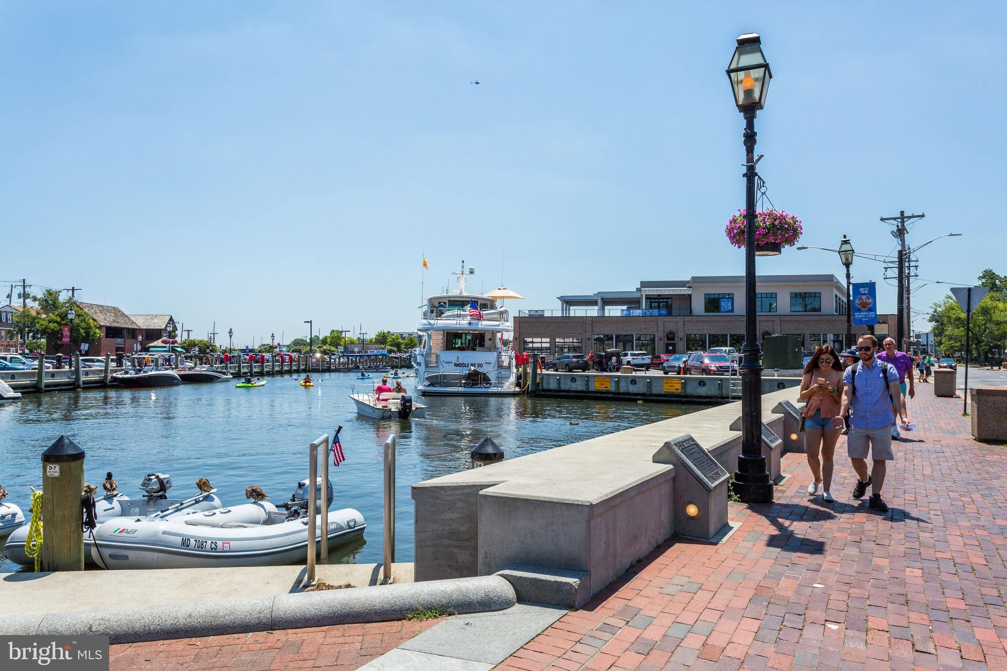 EASTPORT - Residential Lease