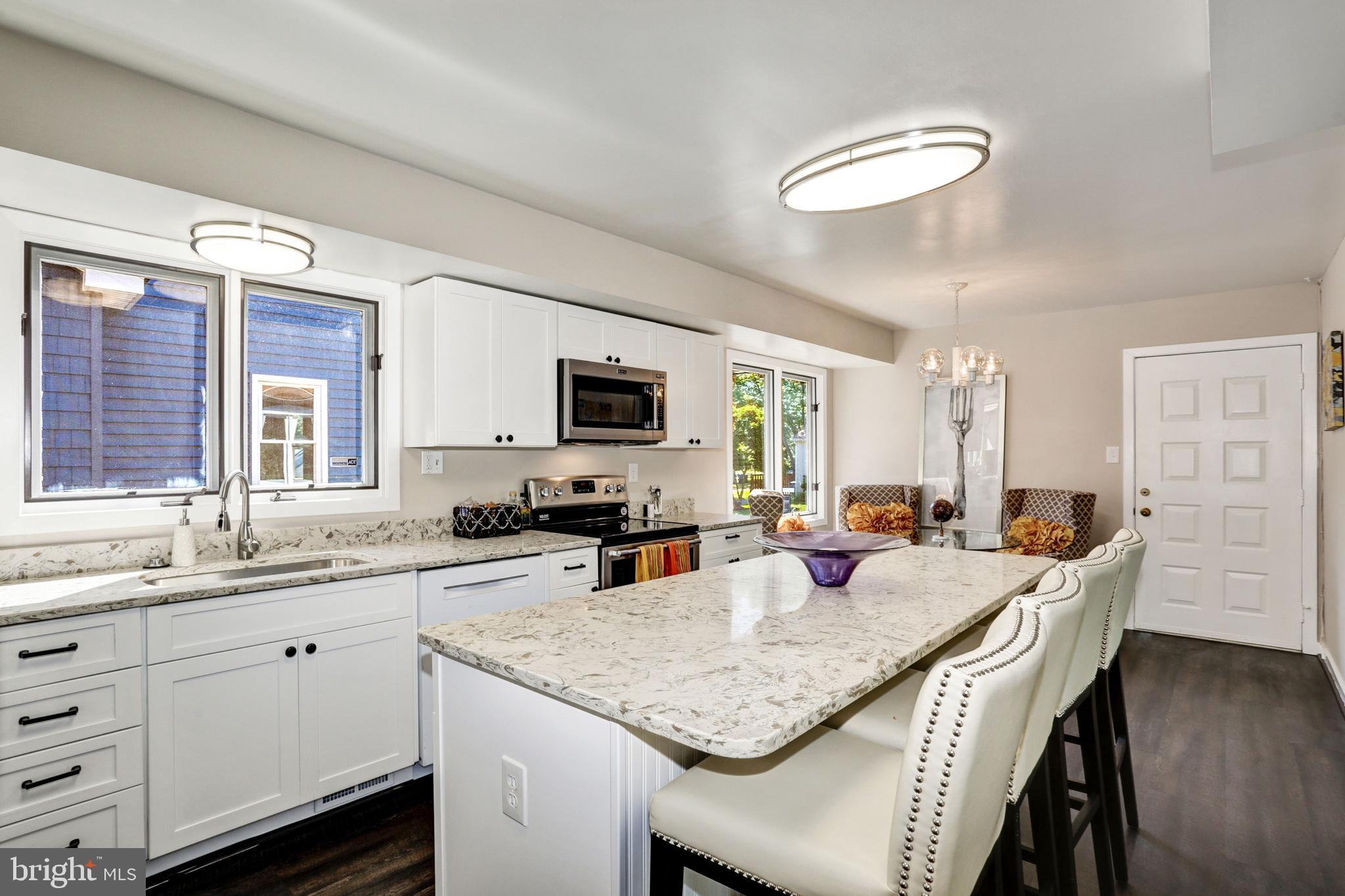 EASTPORT - Residential Lease