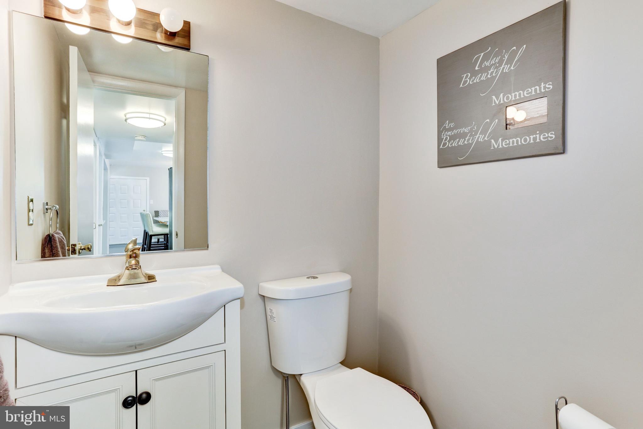 EASTPORT - Residential Lease