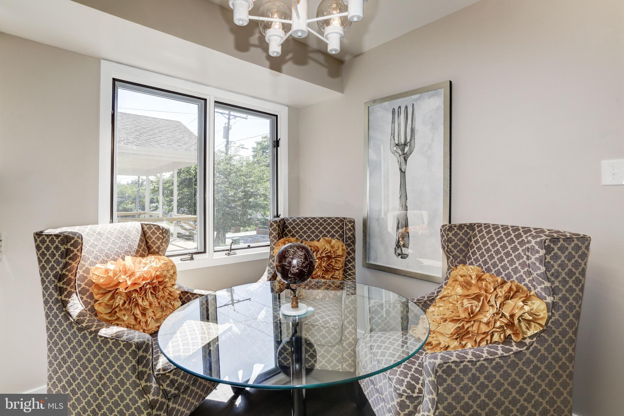 EASTPORT - Residential Lease