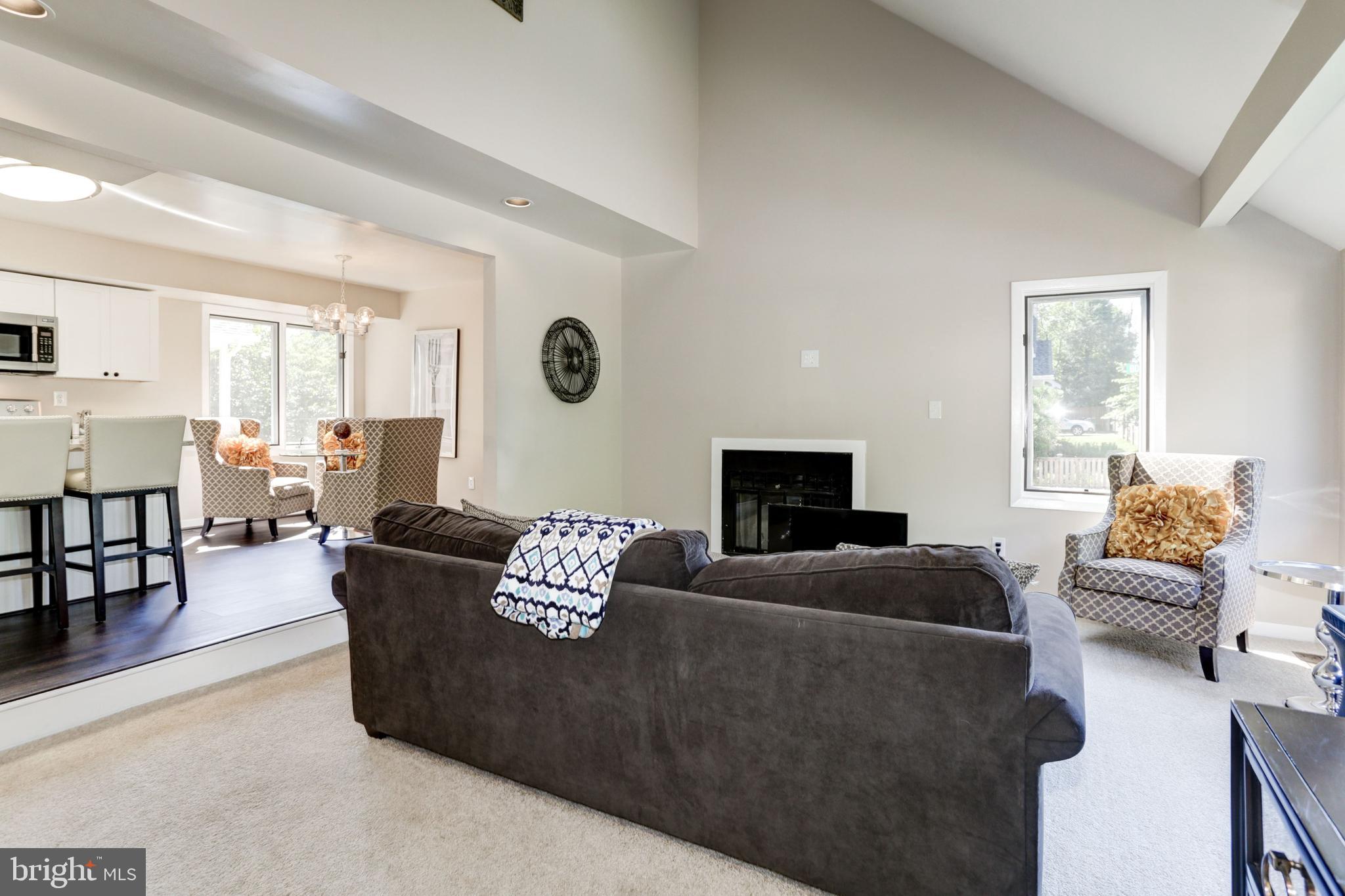 EASTPORT - Residential Lease