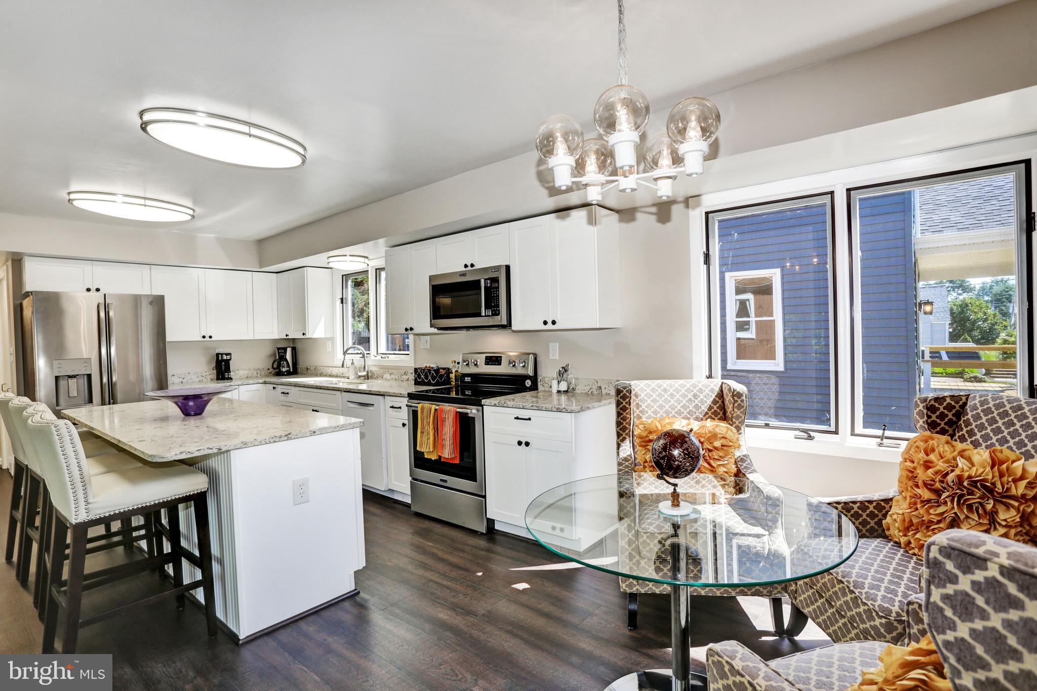 EASTPORT - Residential Lease