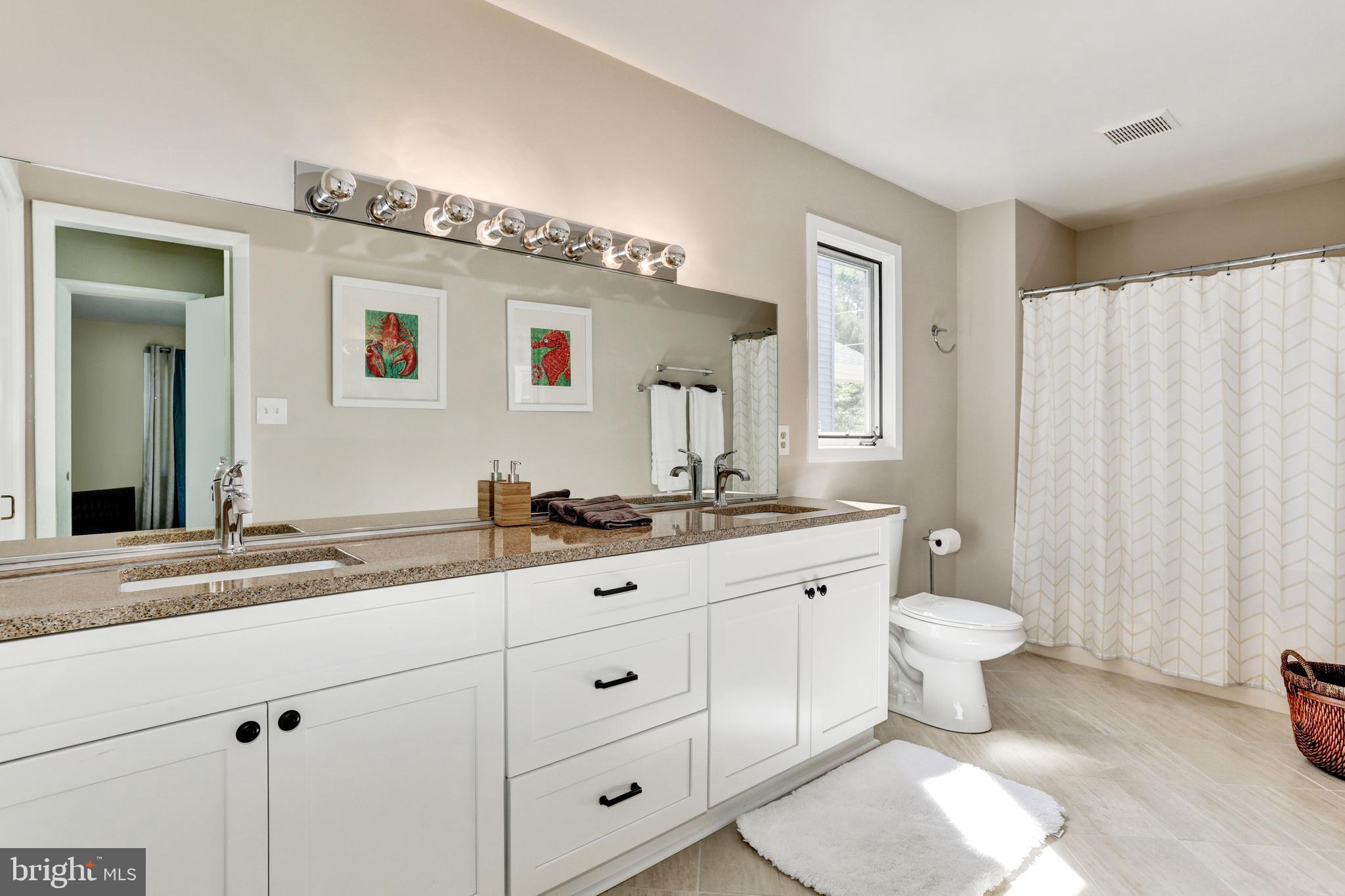 EASTPORT - Residential Lease