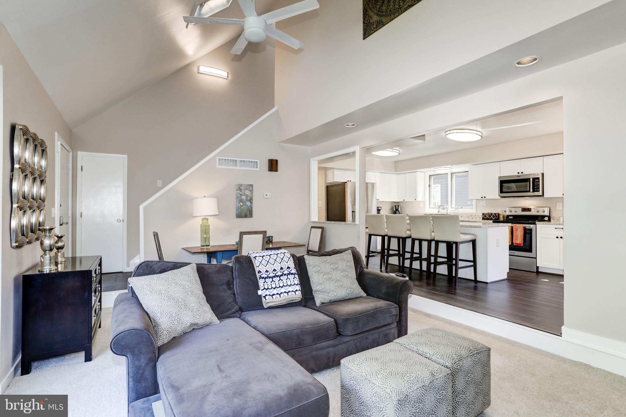 EASTPORT - Residential Lease