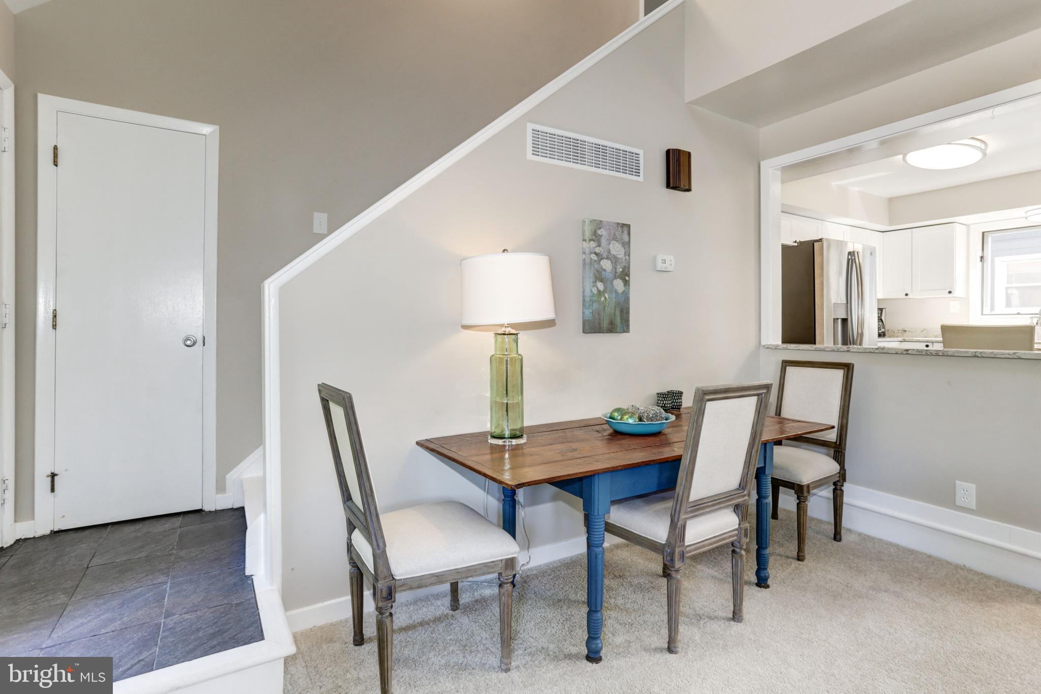 EASTPORT - Residential Lease