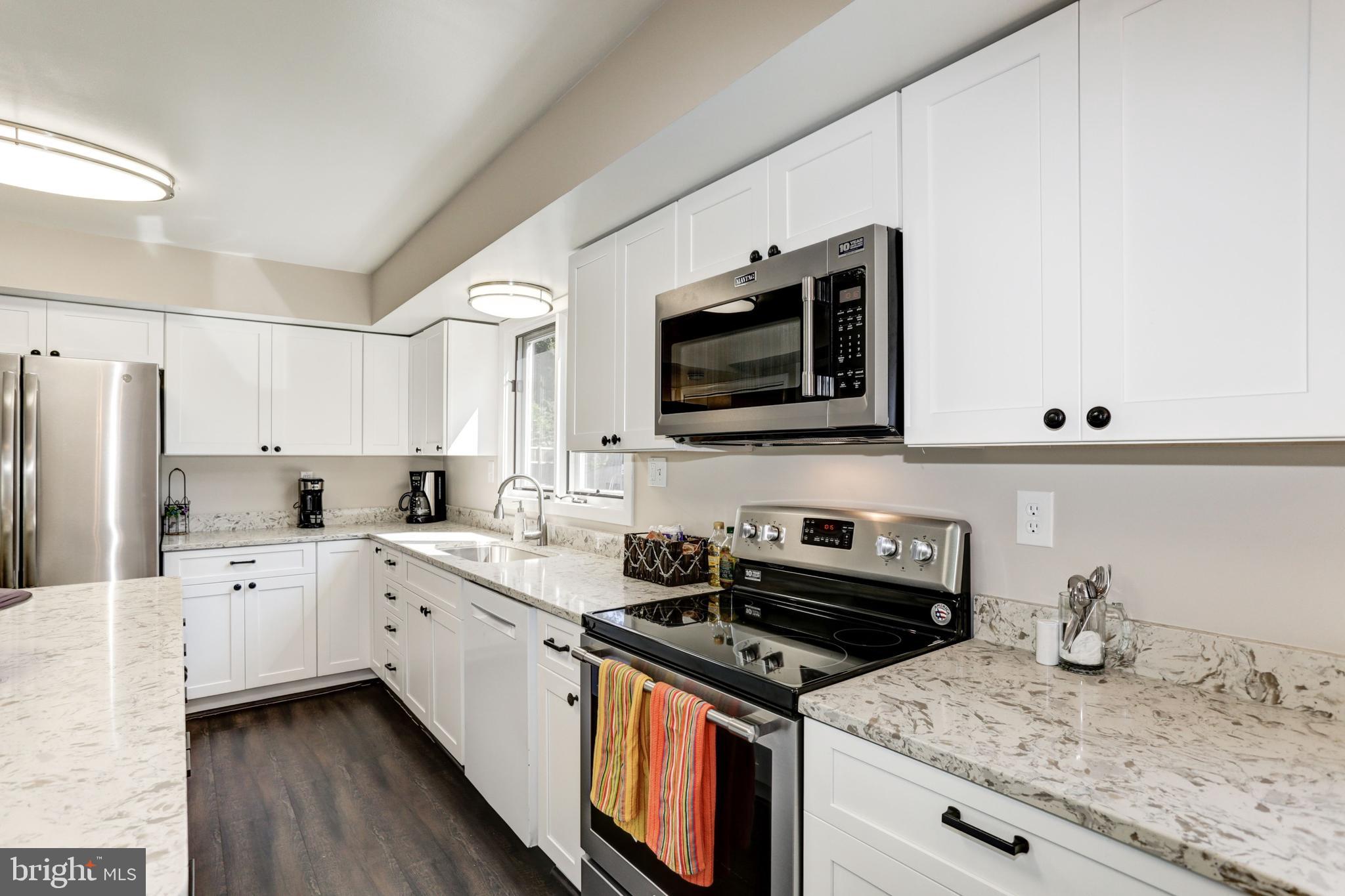 EASTPORT - Residential Lease