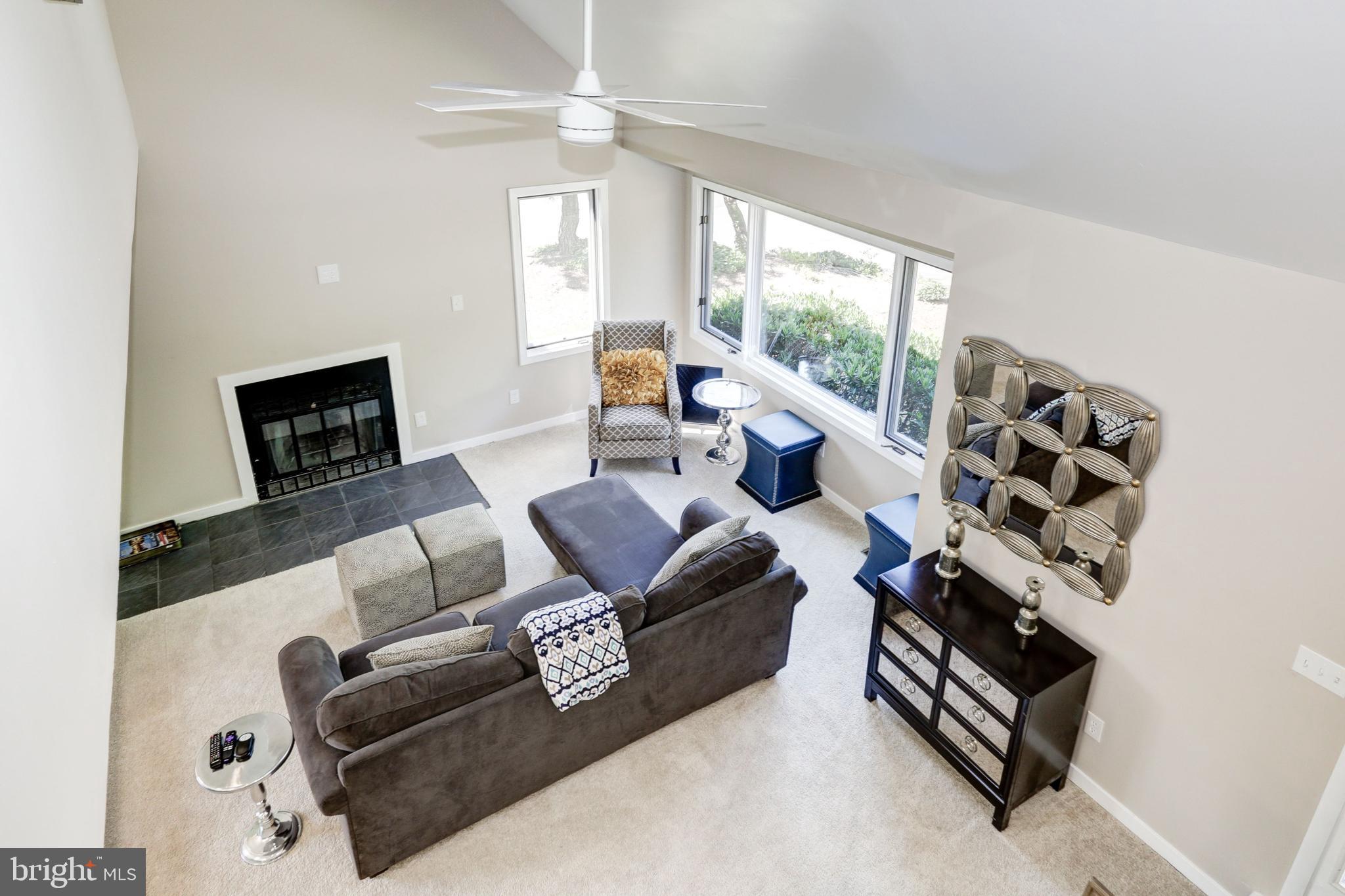 EASTPORT - Residential Lease