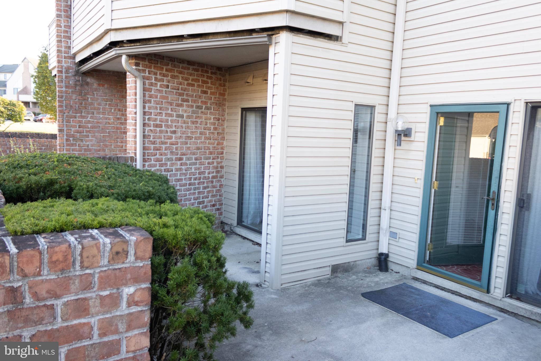 504 CHERRINGTON DRIVE