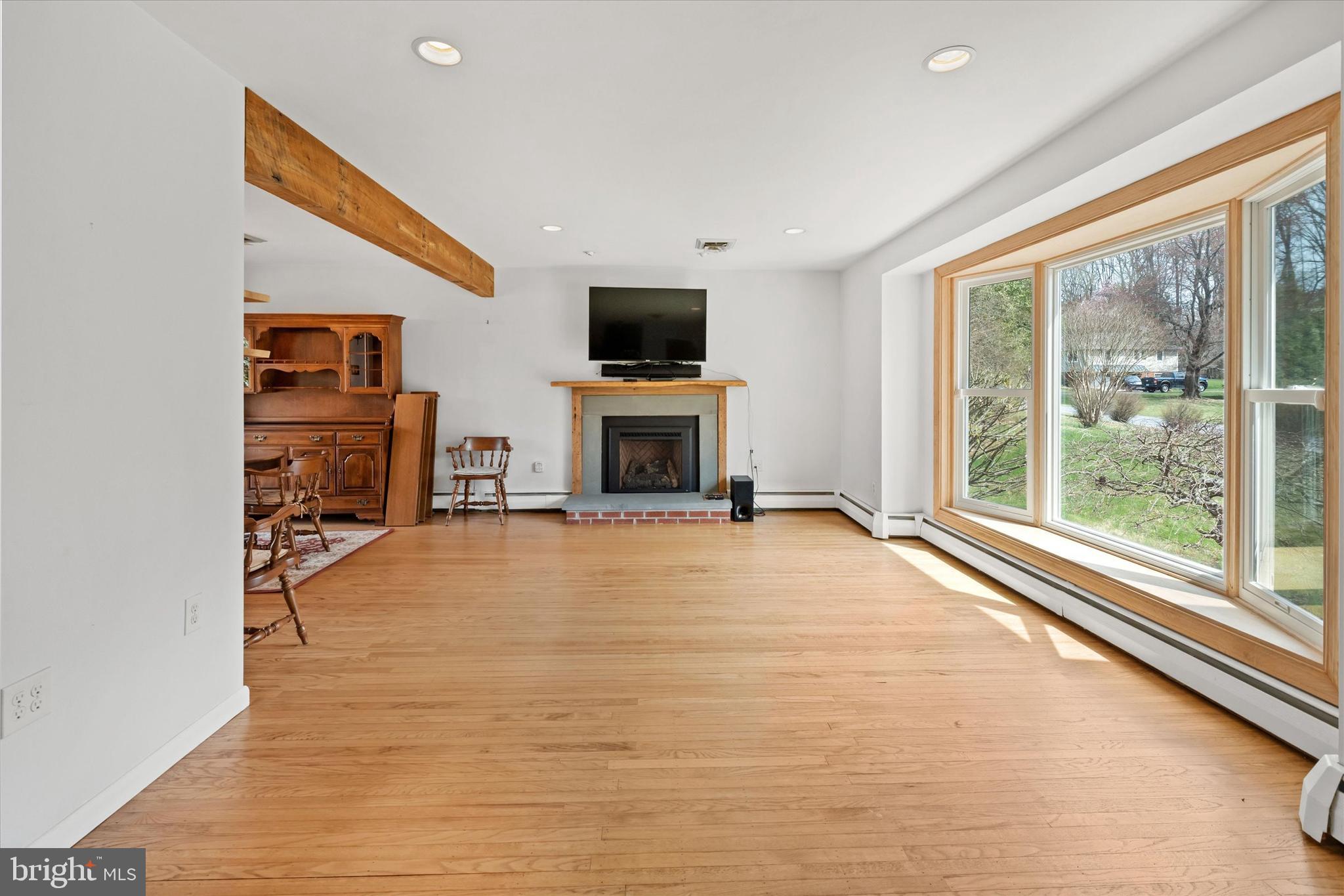 BURROWS RUN - Residential