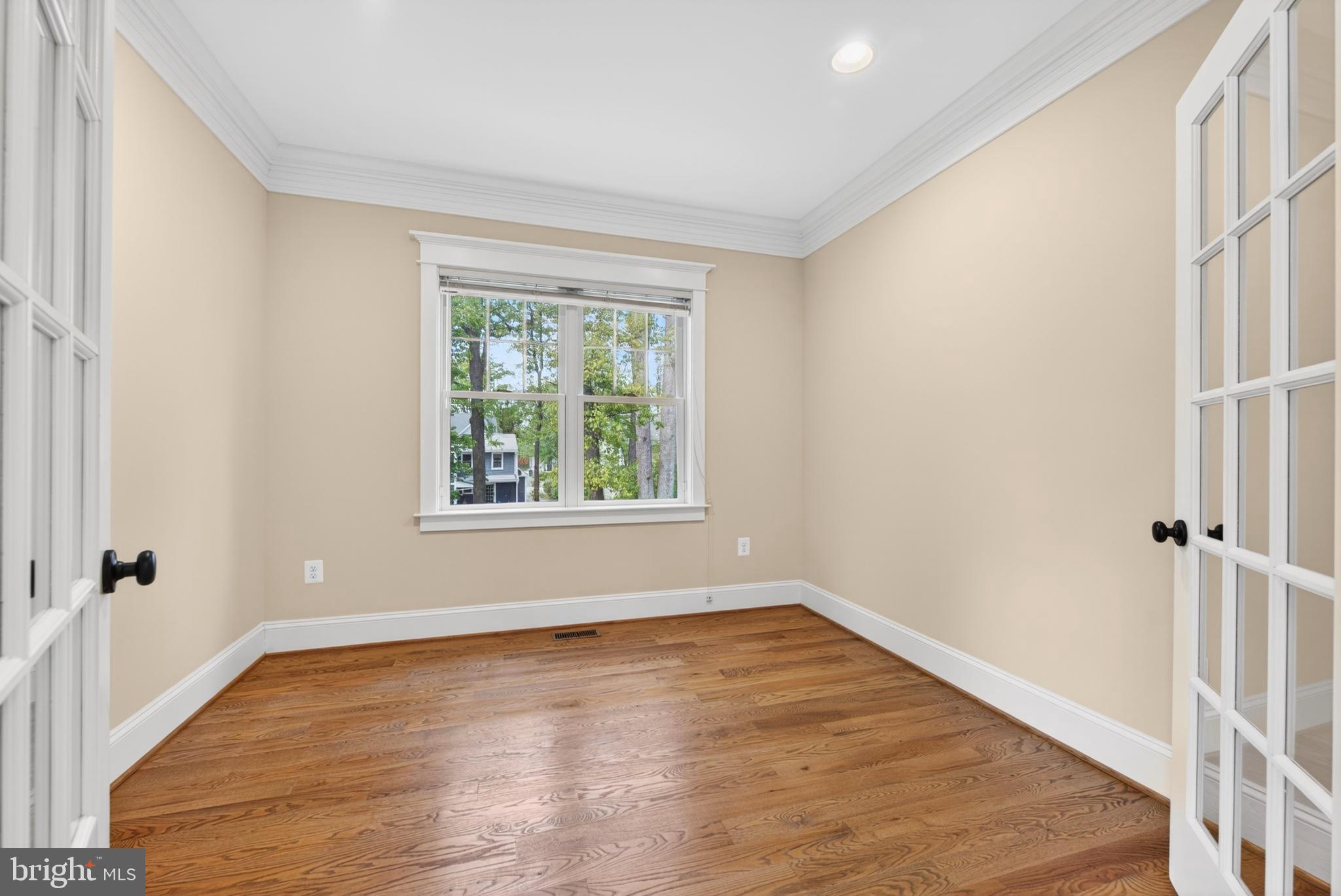 CHURCHILL - Residential