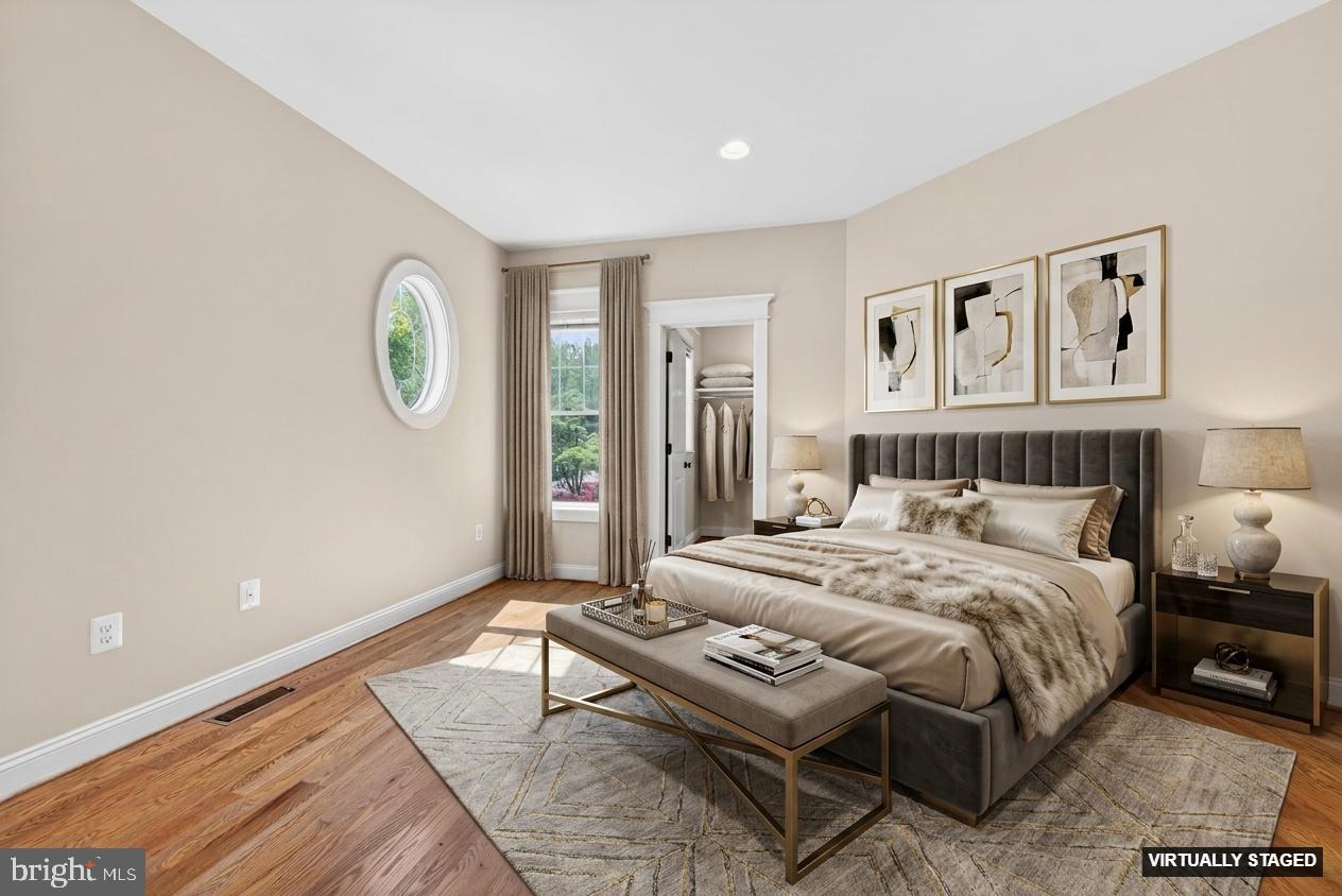 CHURCHILL - Residential