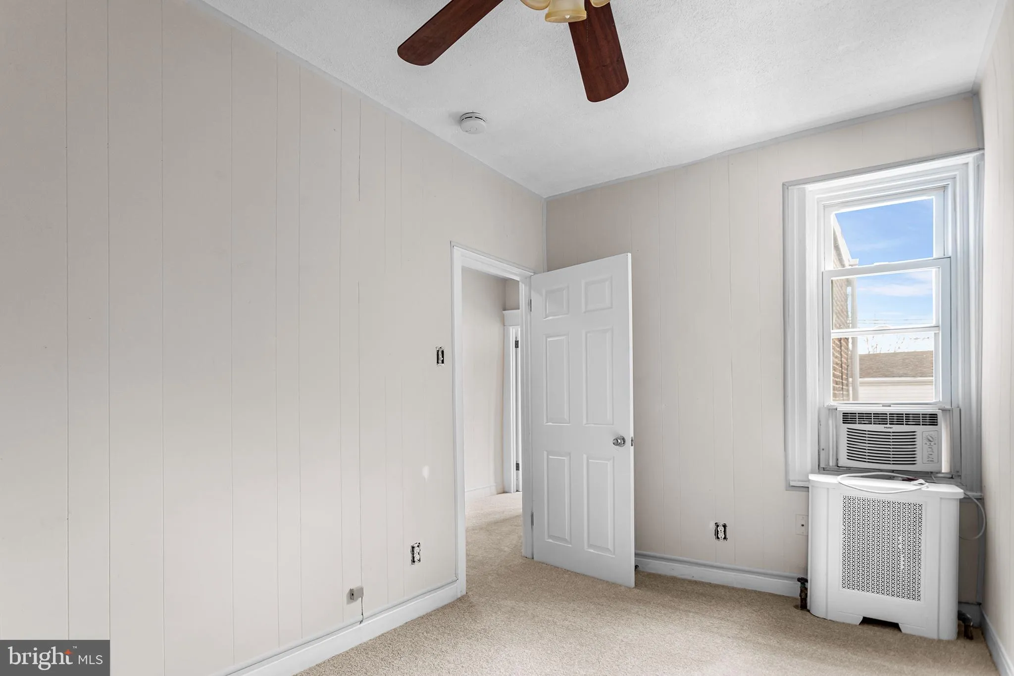 Eddystone, Pennsylvania 19013, United States, 3 Bedrooms Bedrooms, ,1 BathroomBathrooms,Residential,Pending,83152