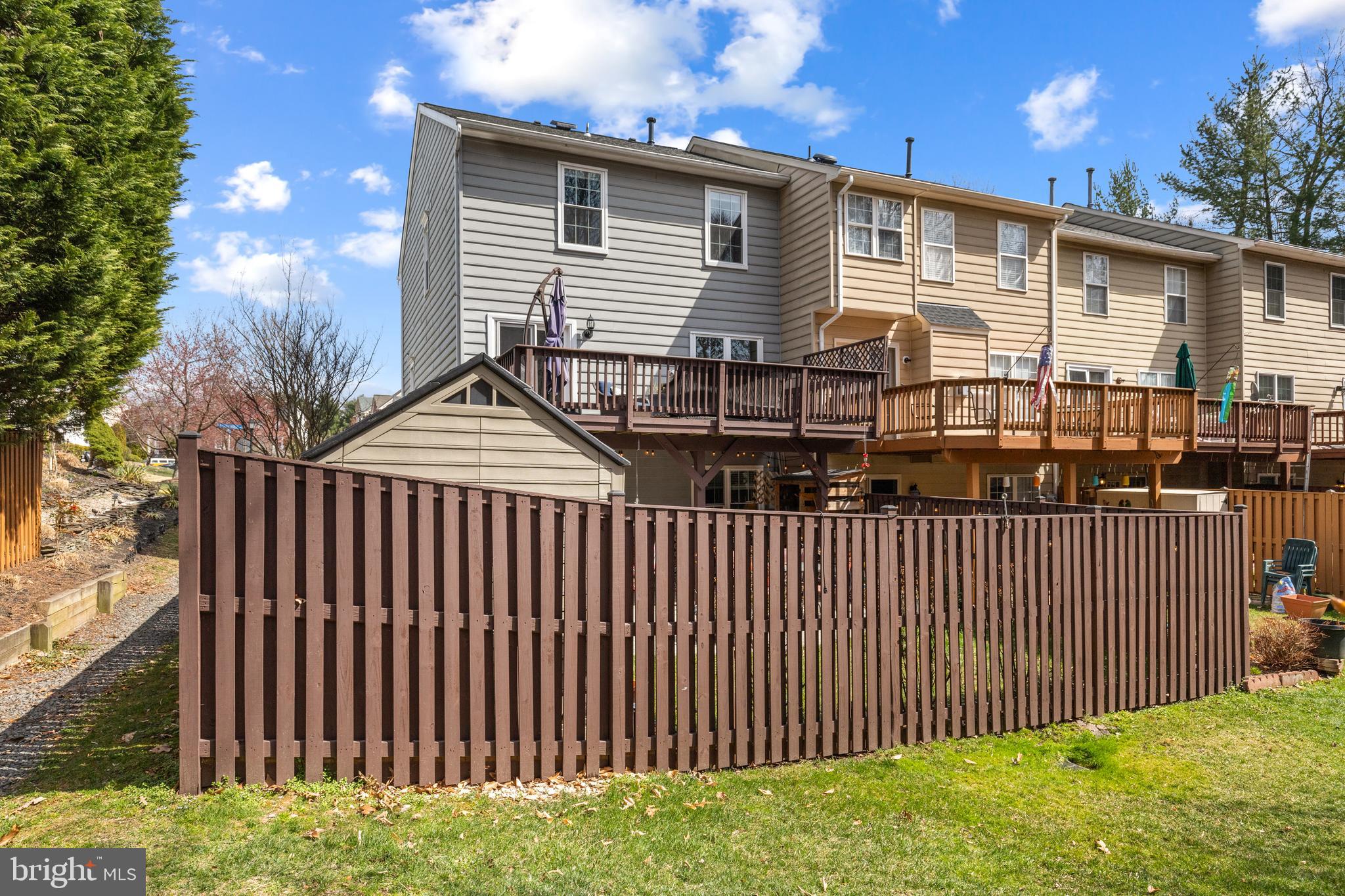 SHADOWBROOK - Residential