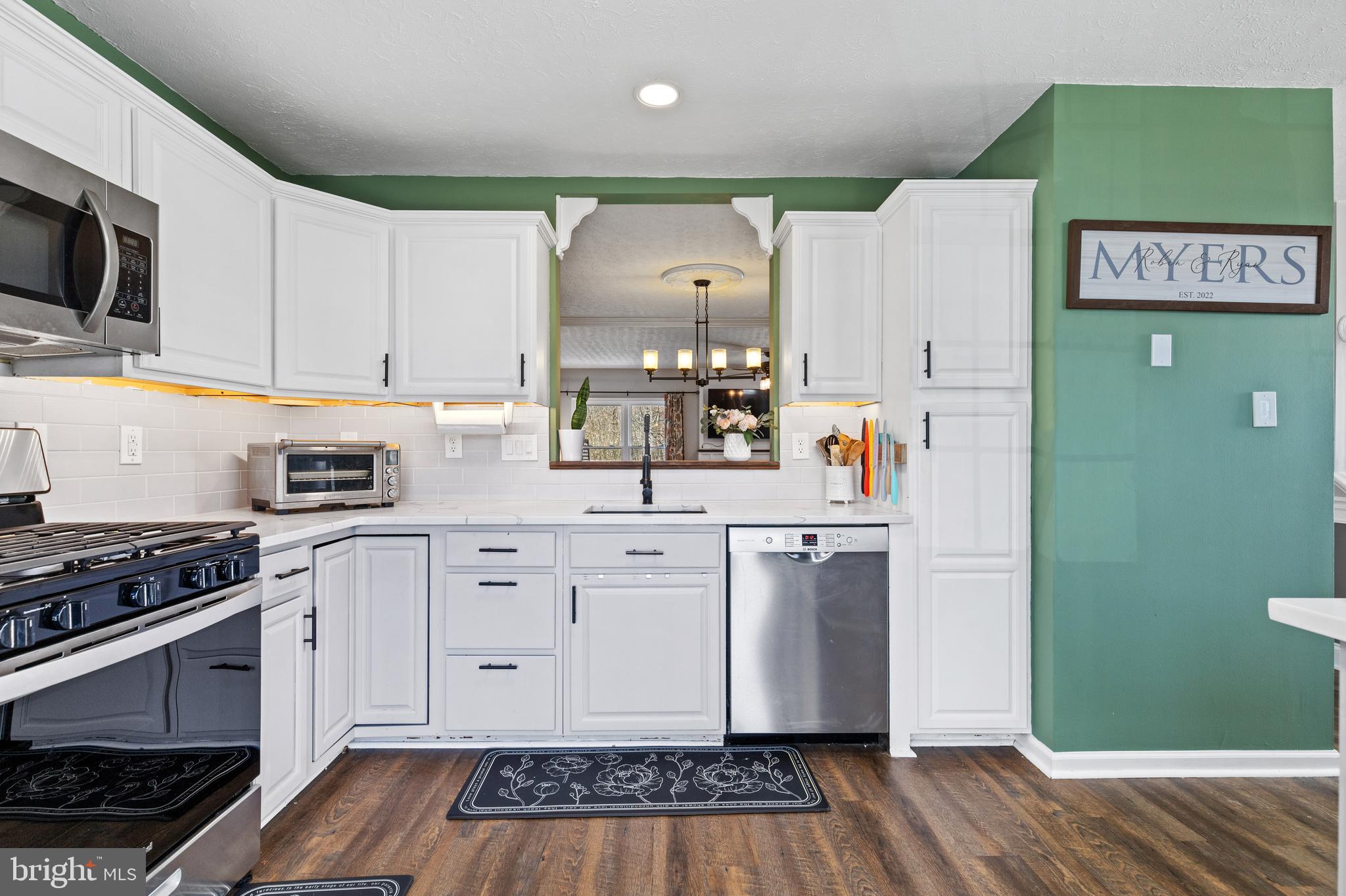 SHADOWBROOK - Residential