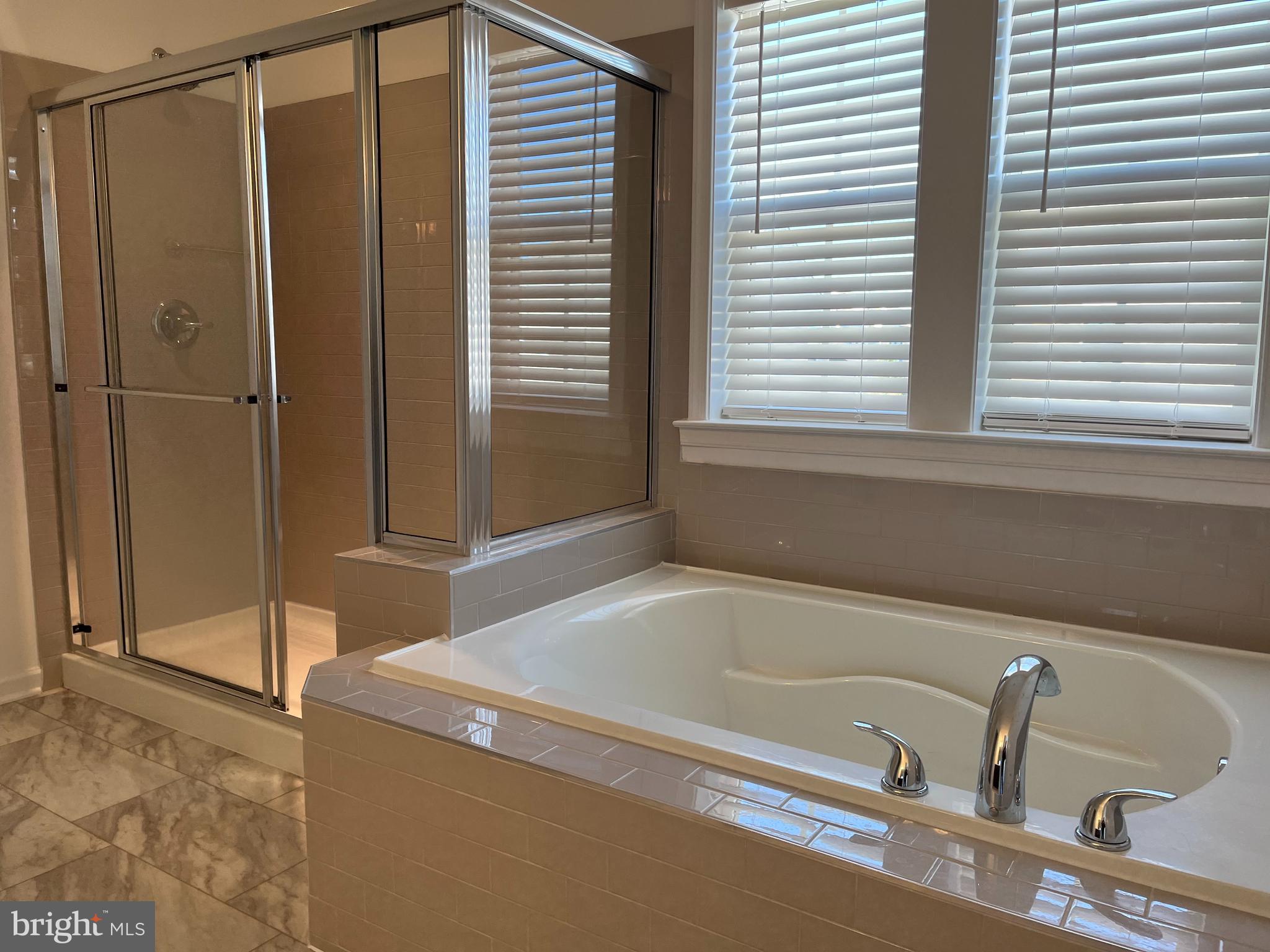 MARTINSBURG STATION - Residential Lease