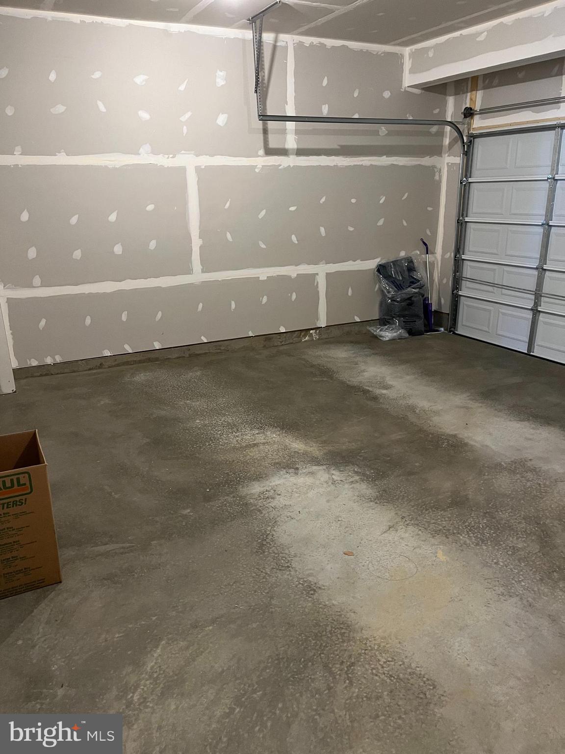 MARTINSBURG STATION - Residential Lease