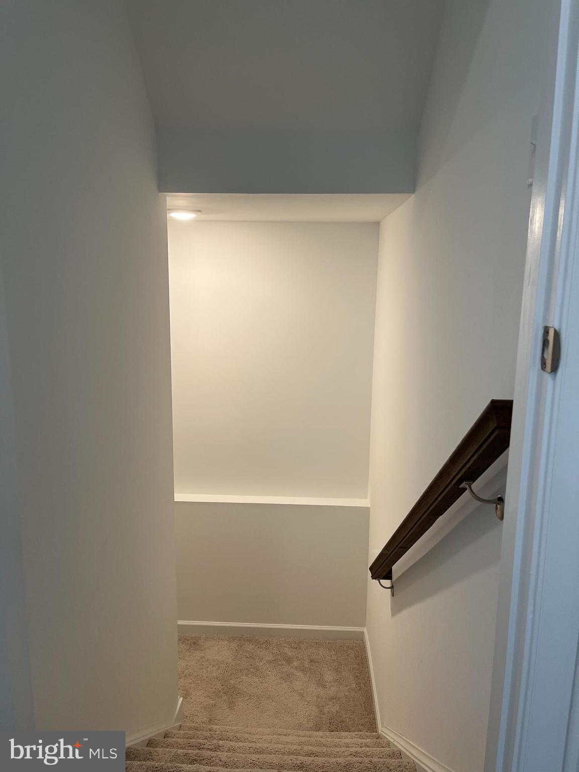 MARTINSBURG STATION - Residential Lease