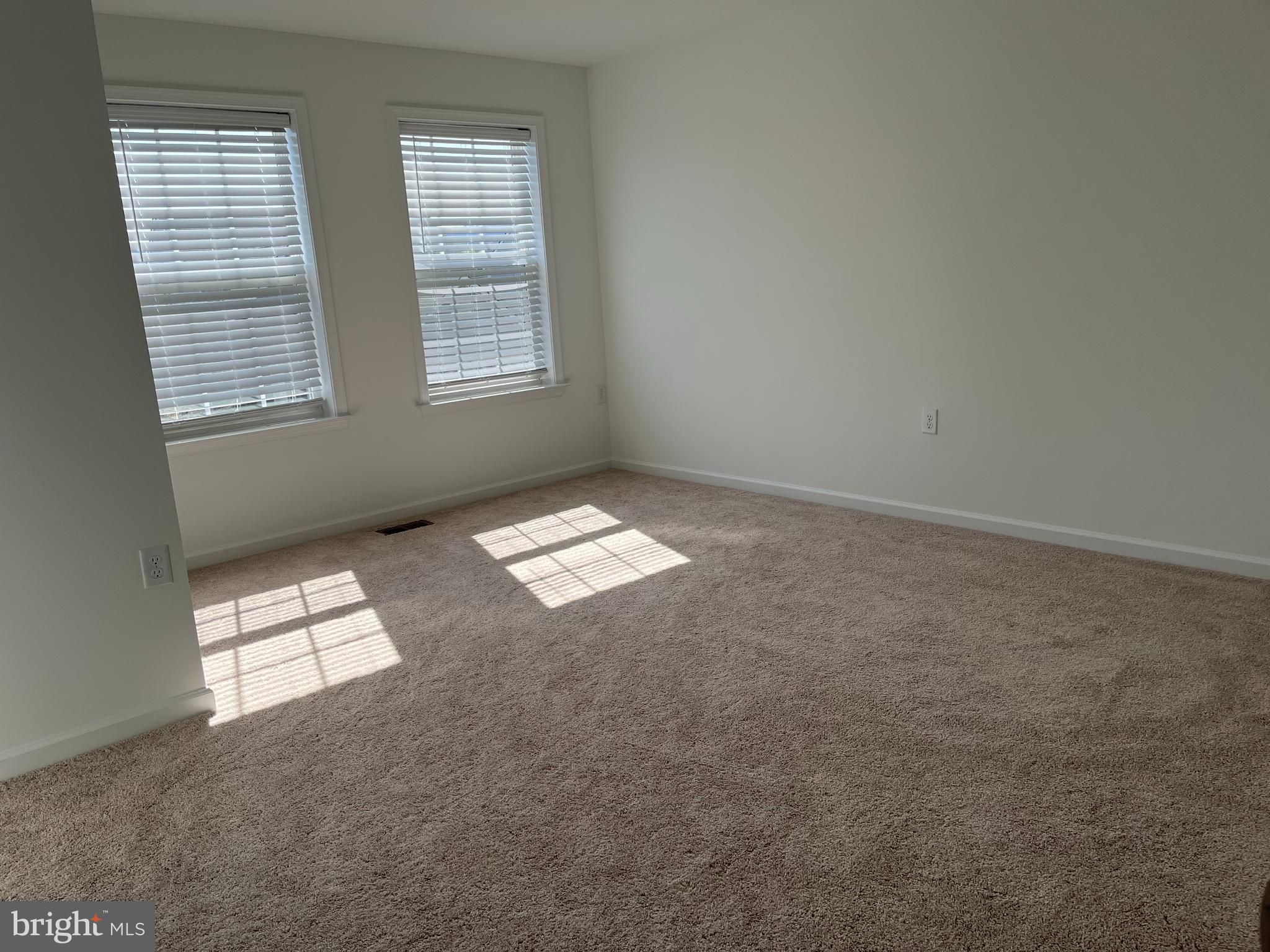 MARTINSBURG STATION - Residential Lease